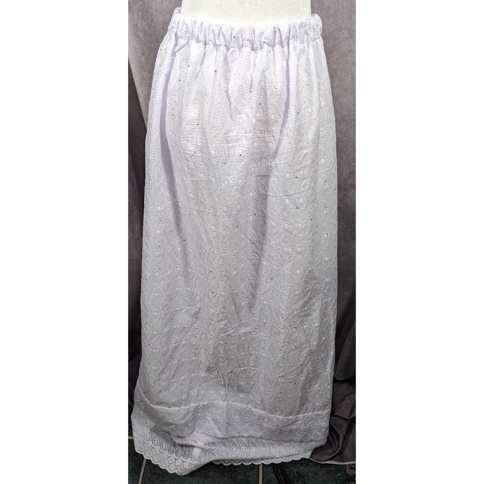 Handmade Handmade Floral Embroidered White With Purple Tint Maxi Skir Size 34" / US 12 / IT 48 - 7 Thumbnail