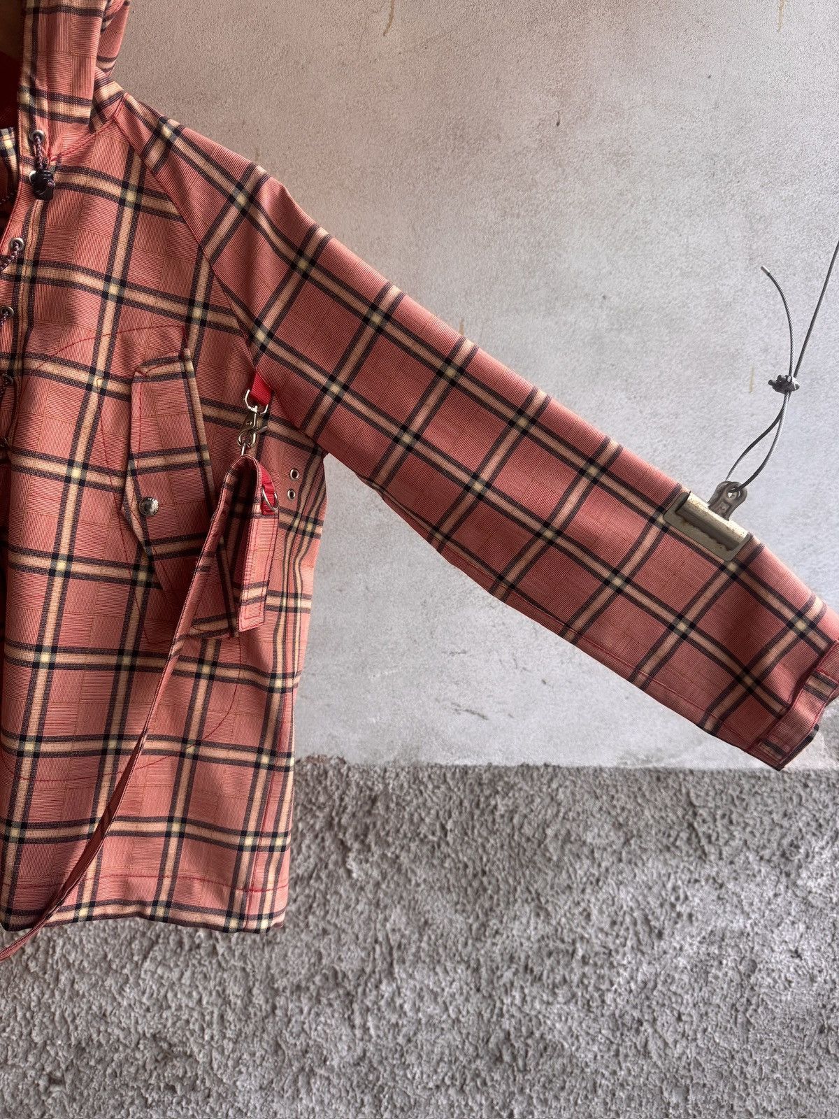 Junya Watanabe Junya Watanabe Man Pink Tartan Gore-Tex Bondage Smock Size US M / EU 48-50 / 2 - 11 Thumbnail
