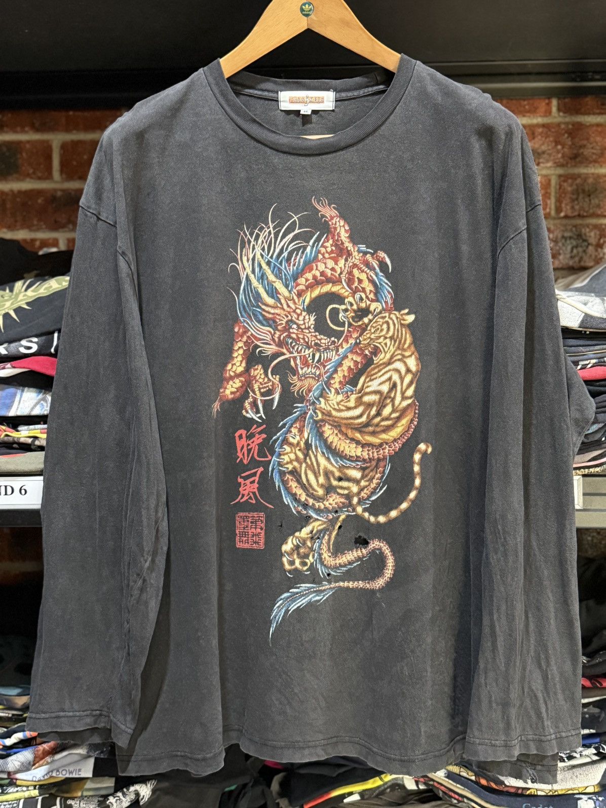 Japanese Brand Thrashed Vintage Cross Key Japan Art Sukajan Backhit Faded Size US XXL / EU 58 / 5 - 1 Thumbnail
