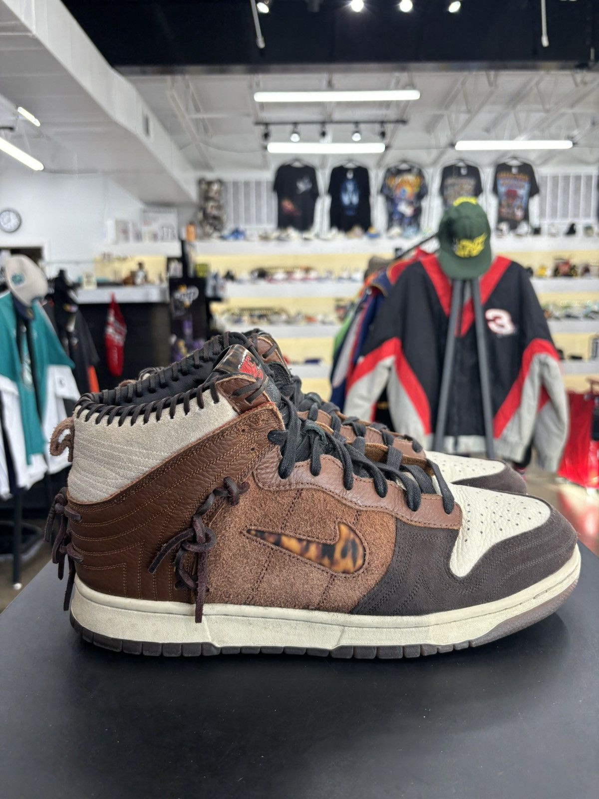 Bodega × Nike Nike Dunk High Bodega Legend Fauna Brown Sz. 12 (2020) Size US 12 / EU 45 - 7 Thumbnail