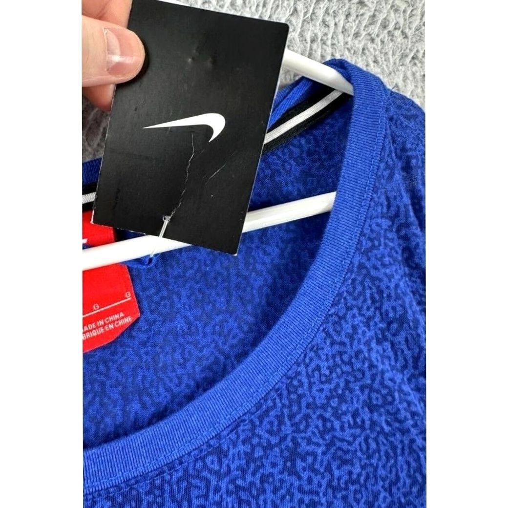 Nike Nike Cheetah Sweatshirt Womens Large Dark Blue Boat Neck Pullover Ladies NEW Size L / US 10 / IT 46 - 5 Thumbnail