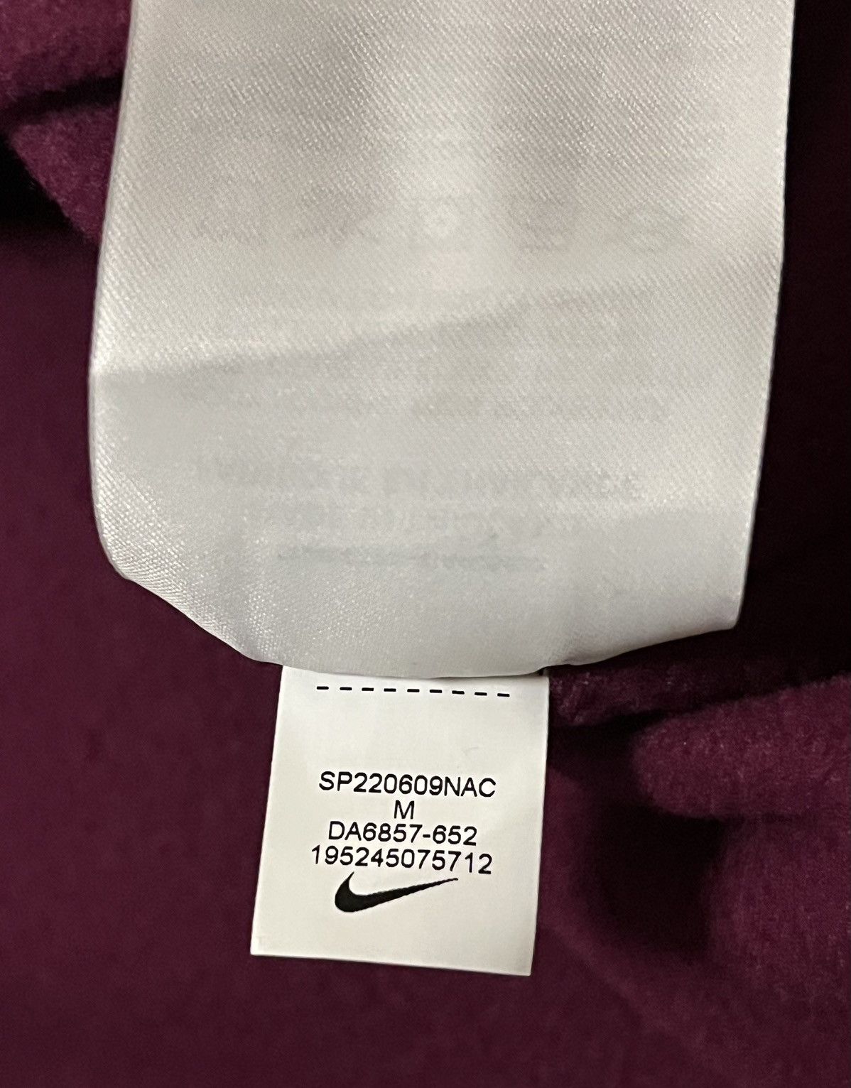 Nike Nike EYBL Therma-FIT Standard Issue Men’s Winterized Jacket Size US M / EU 48-50 / 2 - 10 Thumbnail
