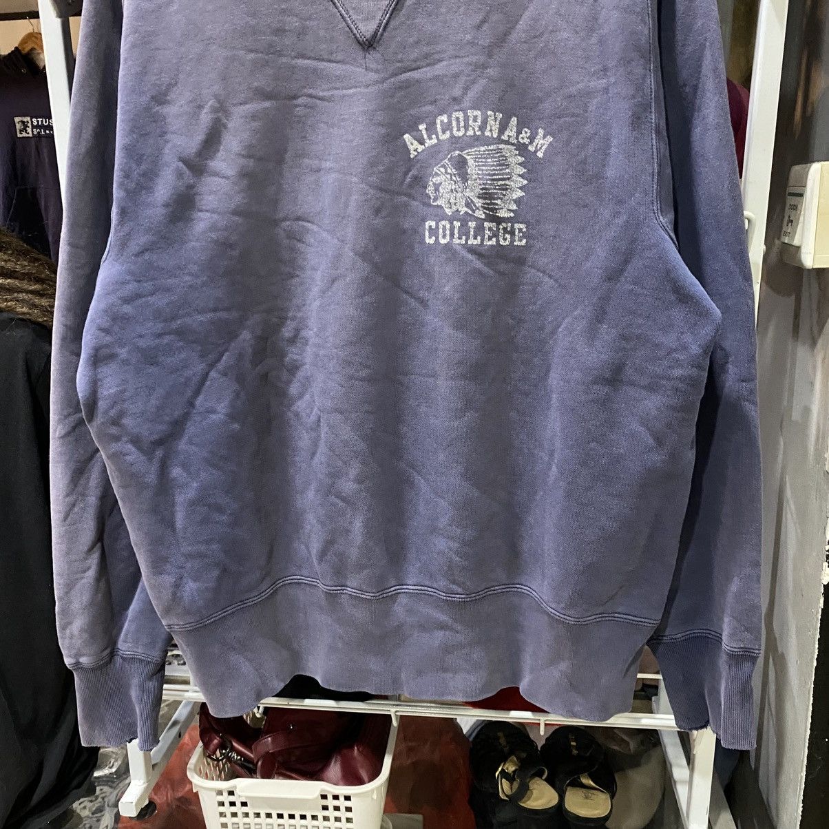Vintage Vintage Early 80s Alcorna&M Apache College Sweatshirts Size US L / EU 52-54 / 3 - 4 Thumbnail