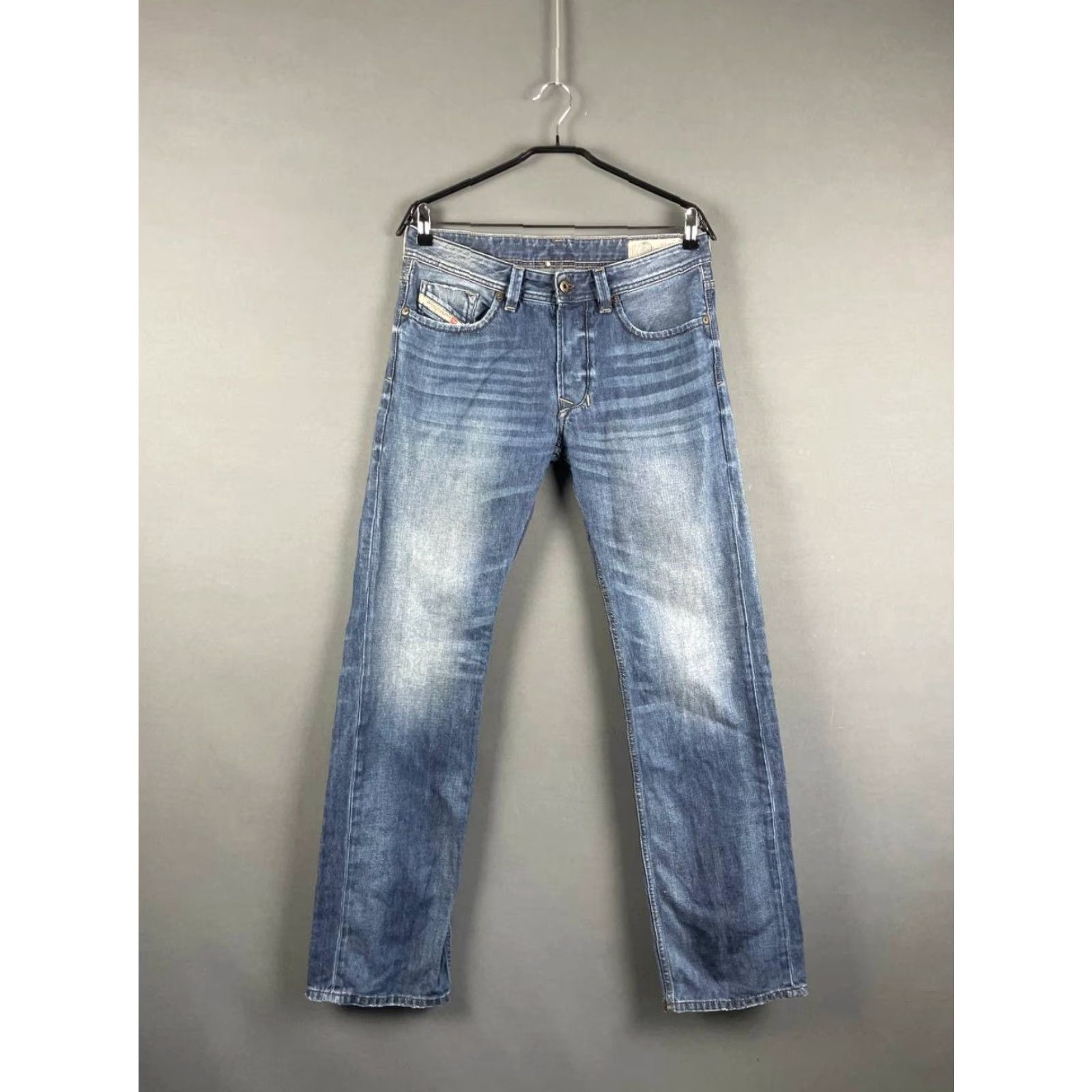 Diesel Diesel Industry Mens Jeans Blue Size 30 Cotton Denim Straight Leg Regular 5-Pocket Pattern Solid Vintage No Size US 30 / EU 46 - 2 Thumbnail