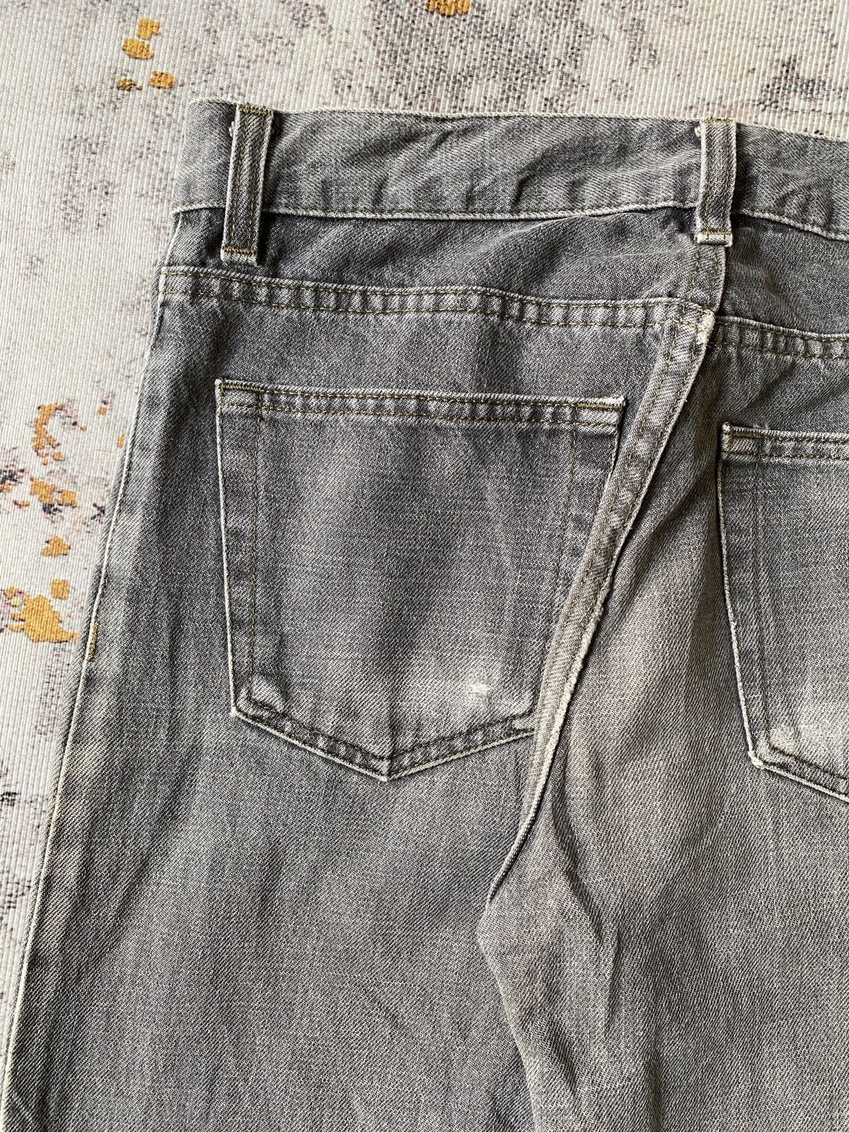 Helmut Lang Helmut Lang Classic Cut Denim Size US 30 / EU 46 - 16 Thumbnail