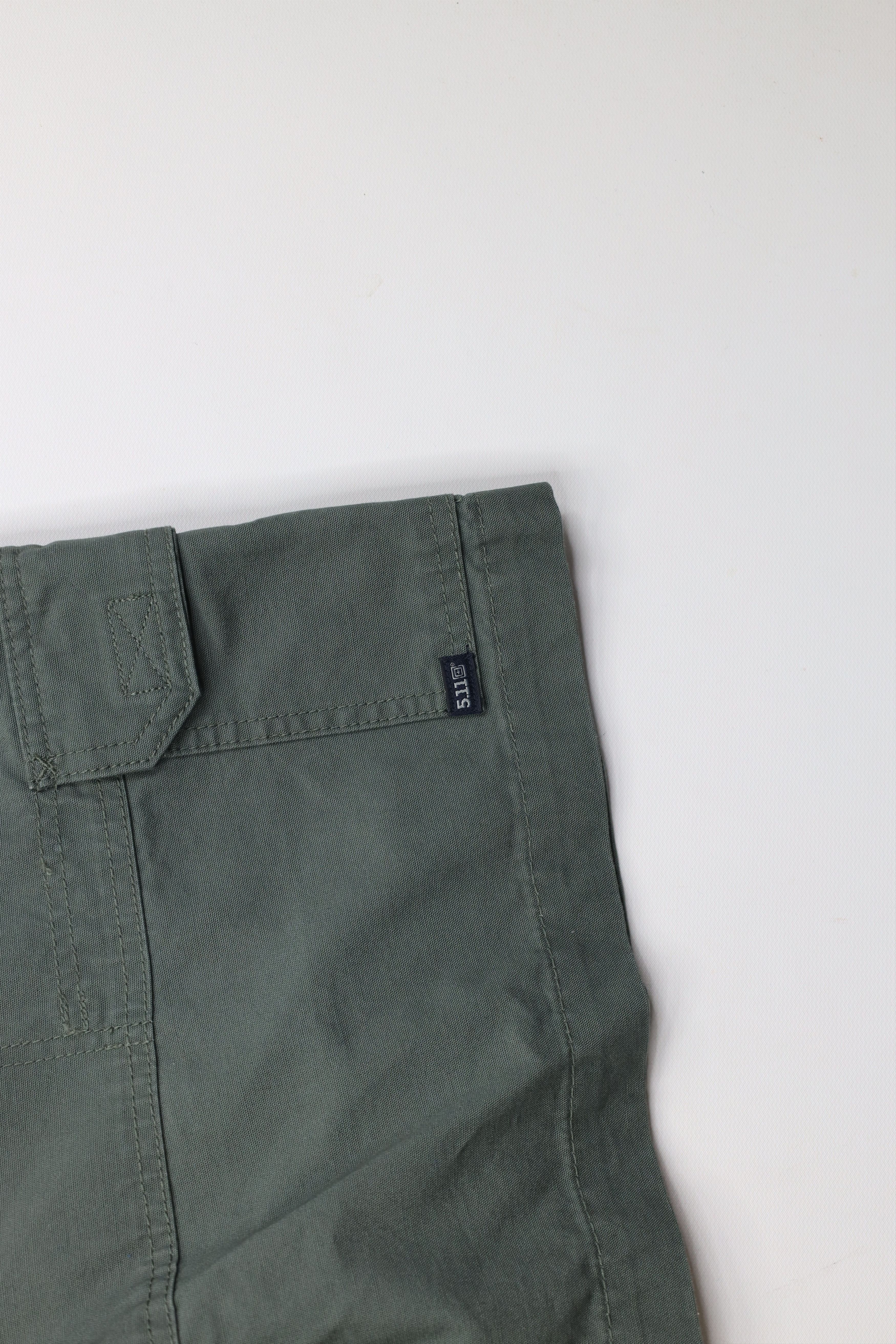 Vintage Vintage 5.11 Tactical Uniform Cargo Shorts Green Cotton Size US 34 / EU 50 - 11 Thumbnail