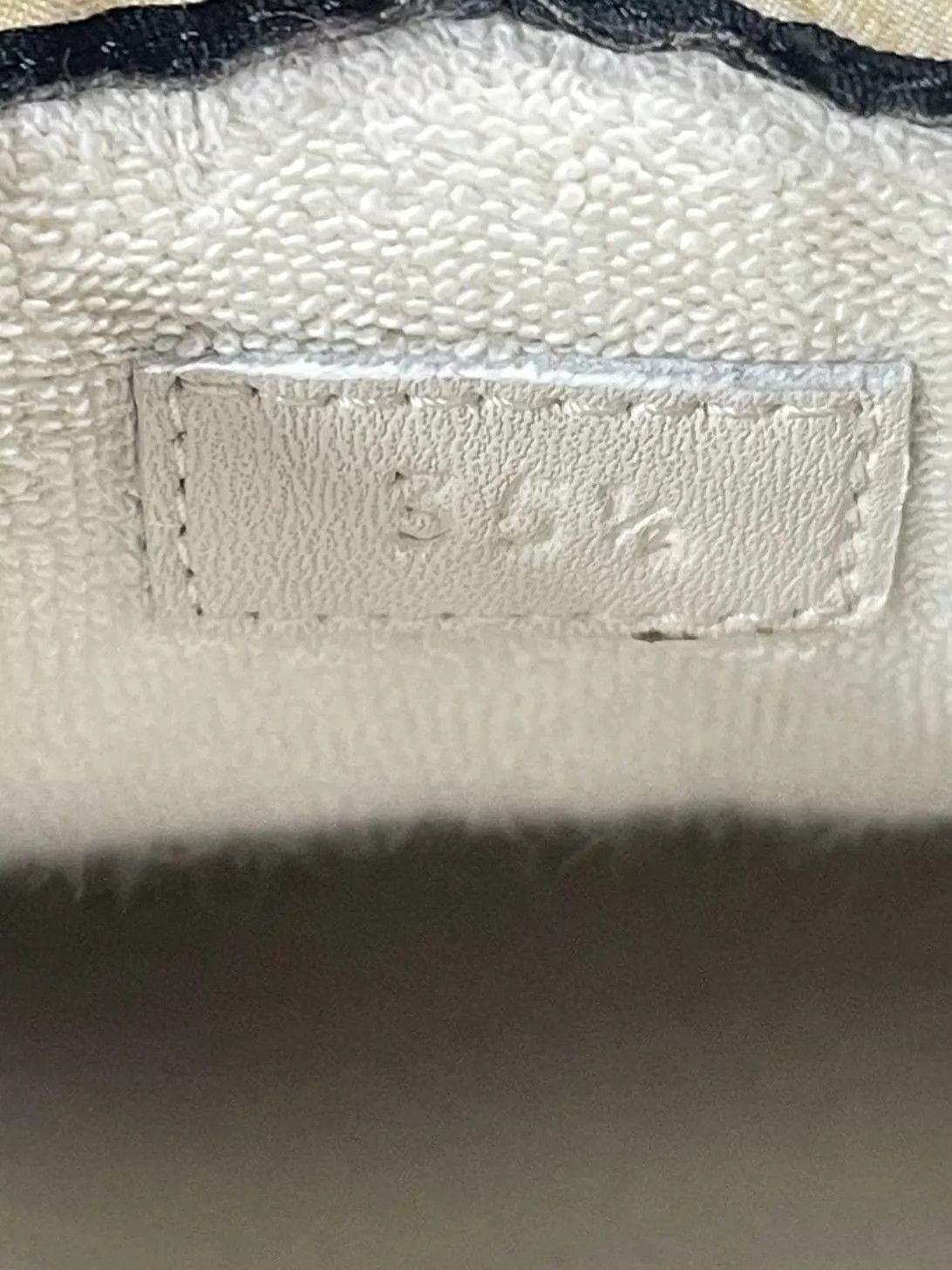 Gucci Gucci Tried On Sneakers Women's 35.5 Box & Dust Bag Size US 5 / IT 35 - 7 Thumbnail