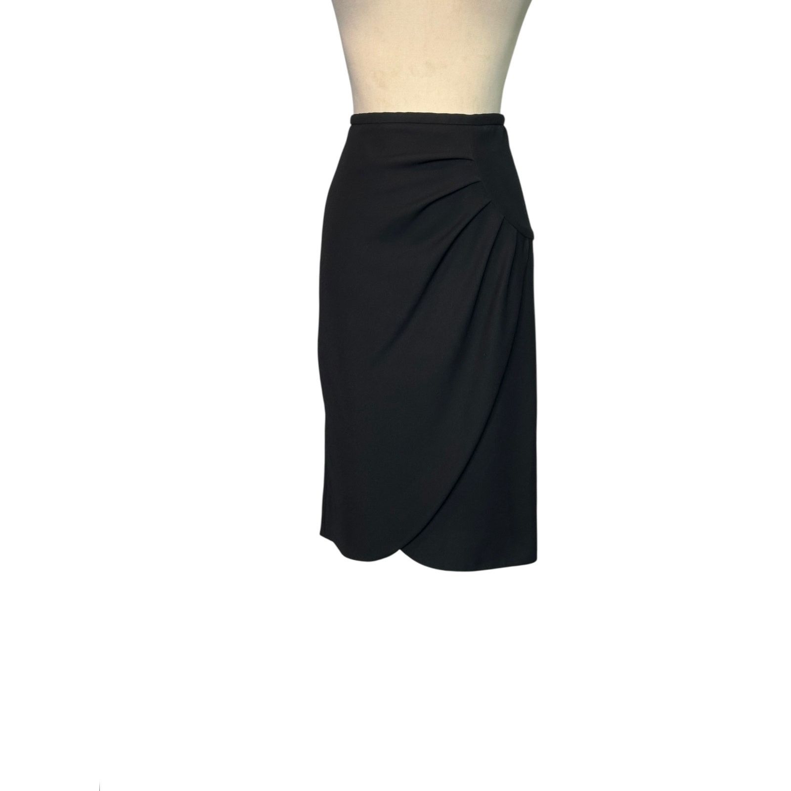 Armani Collezioni Armani Colezzioni black side ruched tulip skirt size 2 Size 28" / US 6 / IT 42 - 11 Thumbnail