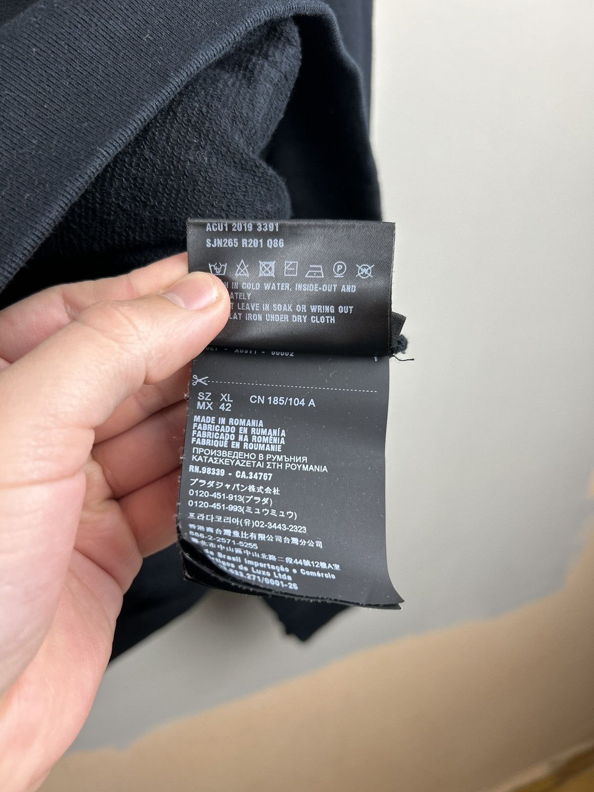 Prada Prada Hoodie Black Tab Size US XL / EU 56 / 4 - 15 Thumbnail