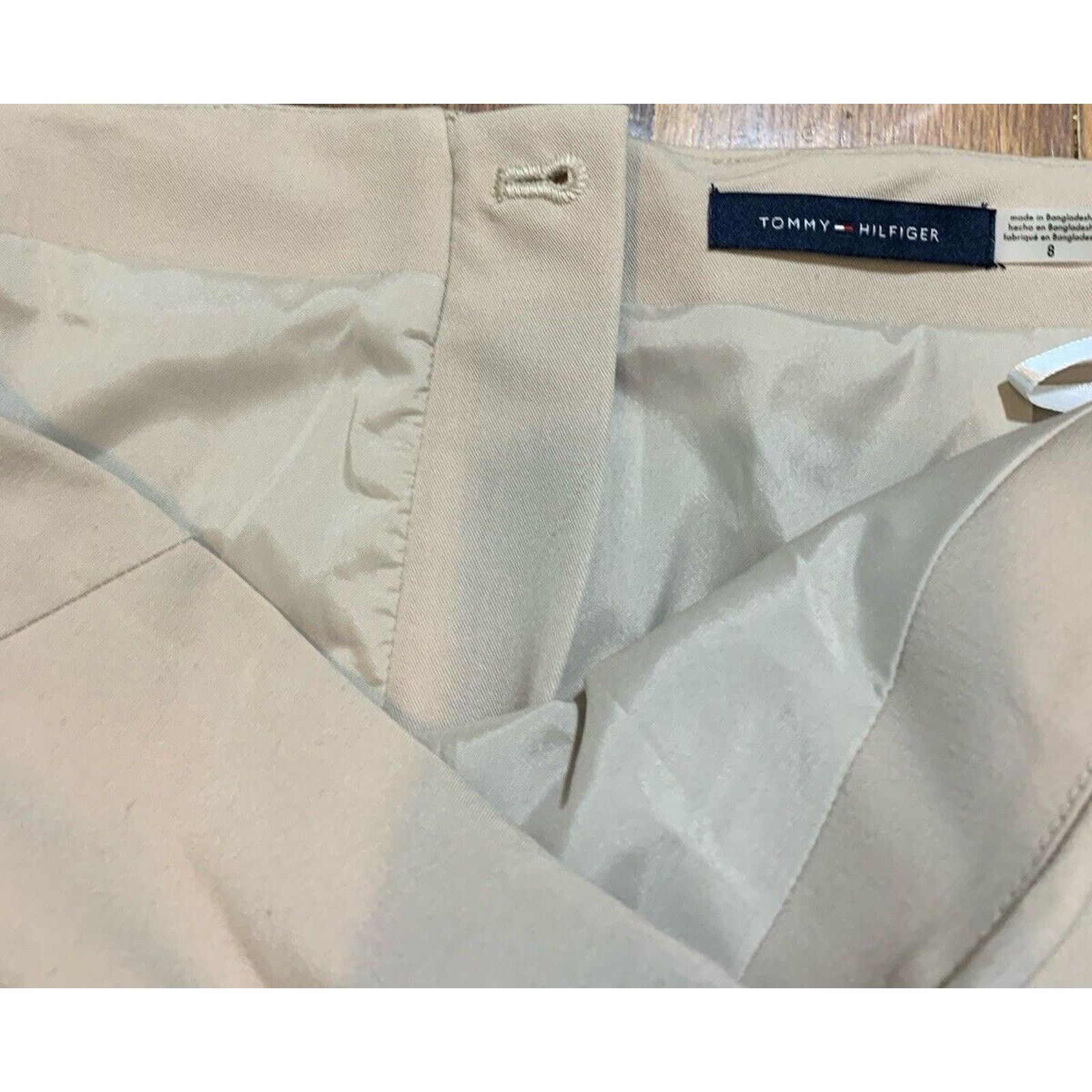 Tommy Hilfiger Tommy Hilfiger Pencil Skirt Khaki Knee Length Size 8 NWT Size 30" / US 8 / IT 44 - 9 Thumbnail