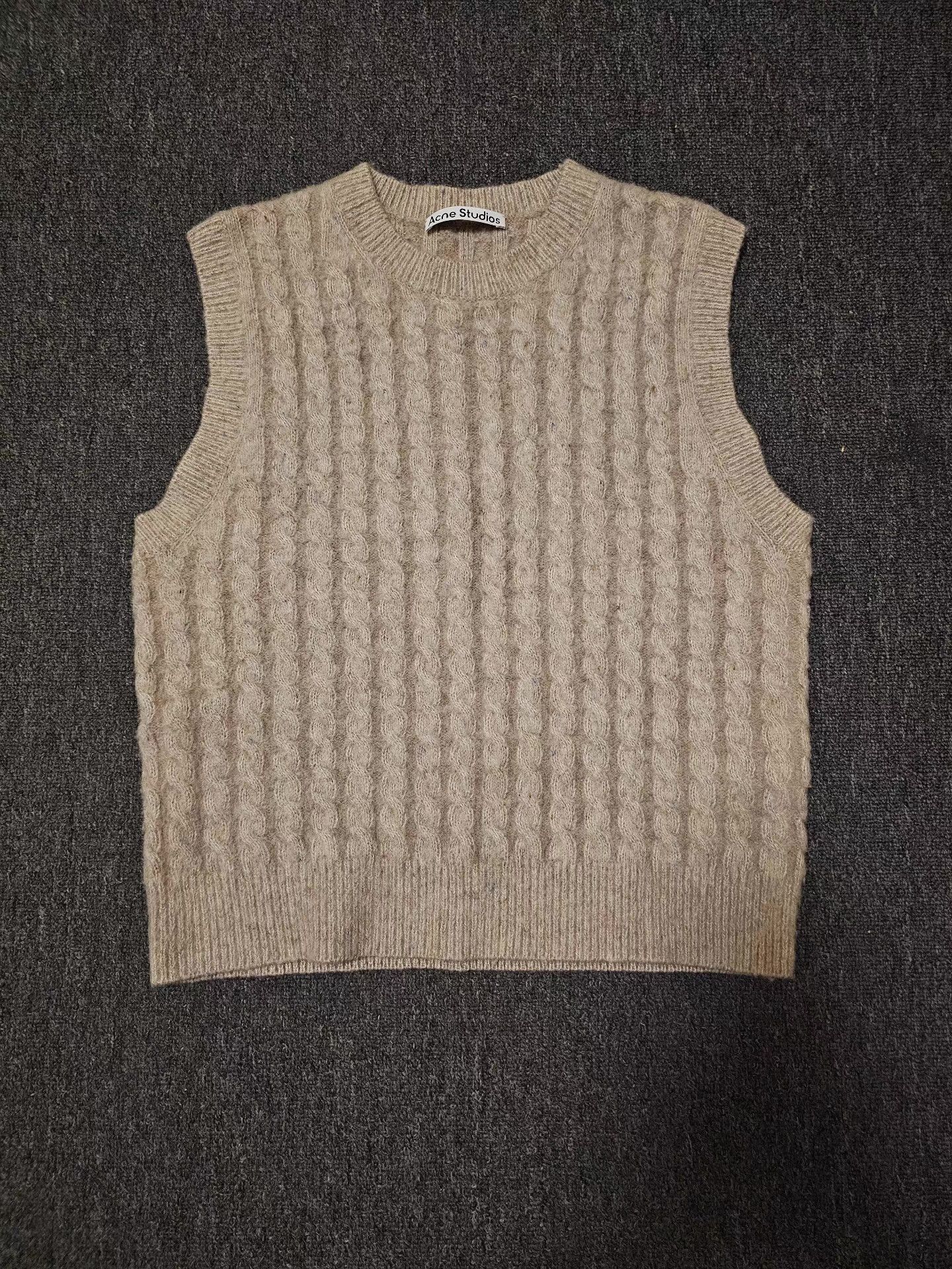 Acne Studios Acne Studios Wool Vest, Q4 Size US L / EU 52-54 / 3 - 1 Thumbnail