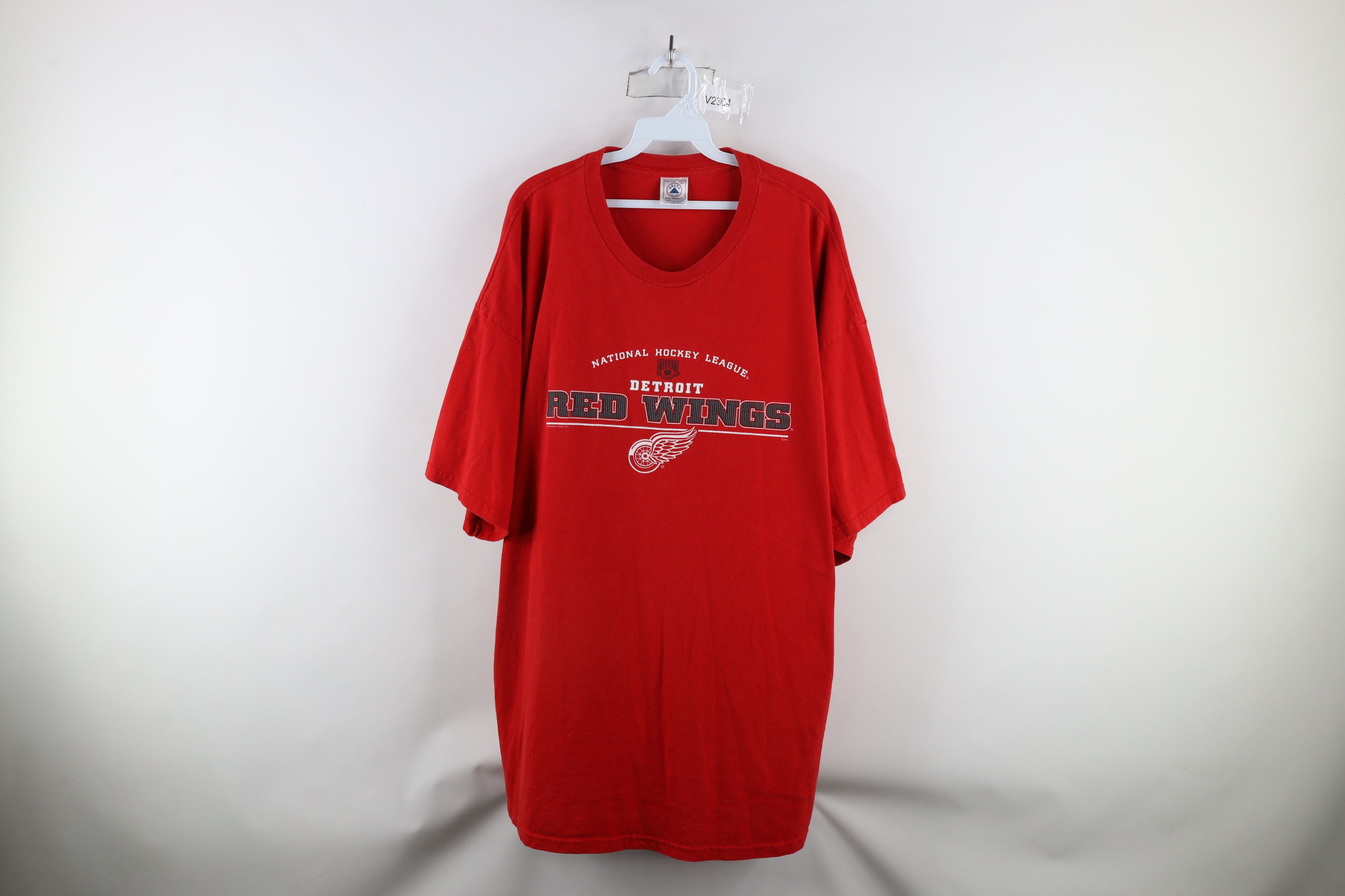 Vintage Vintage 90s Detroit Red Wings Hockey Short Sleeve T-Shirt Size US XXL / EU 58 / 5 - 1 Thumbnail
