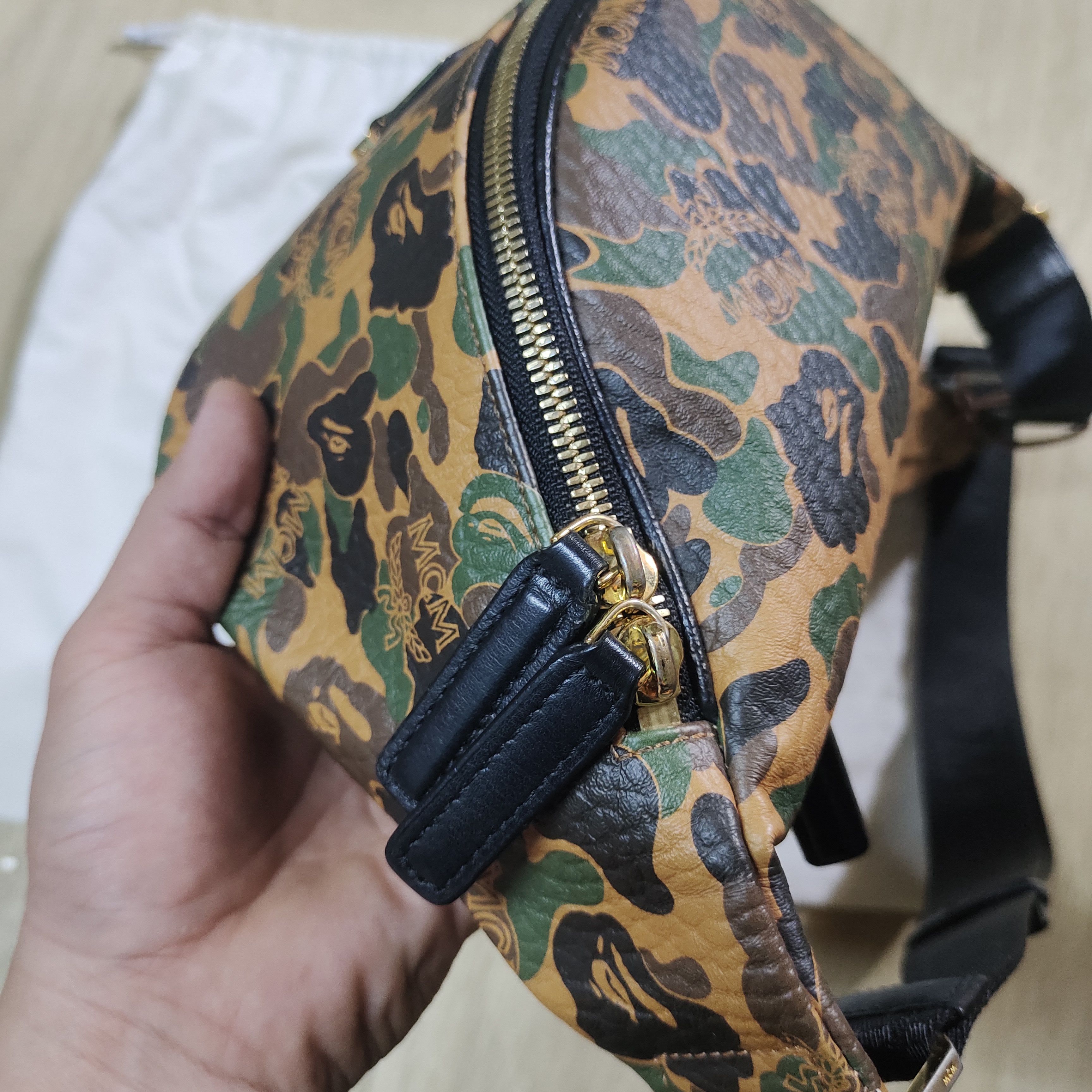 Bape × MCM MCM X BAPE BELT BAG VISETOS CAMO Size ONE SIZE - 5 Thumbnail