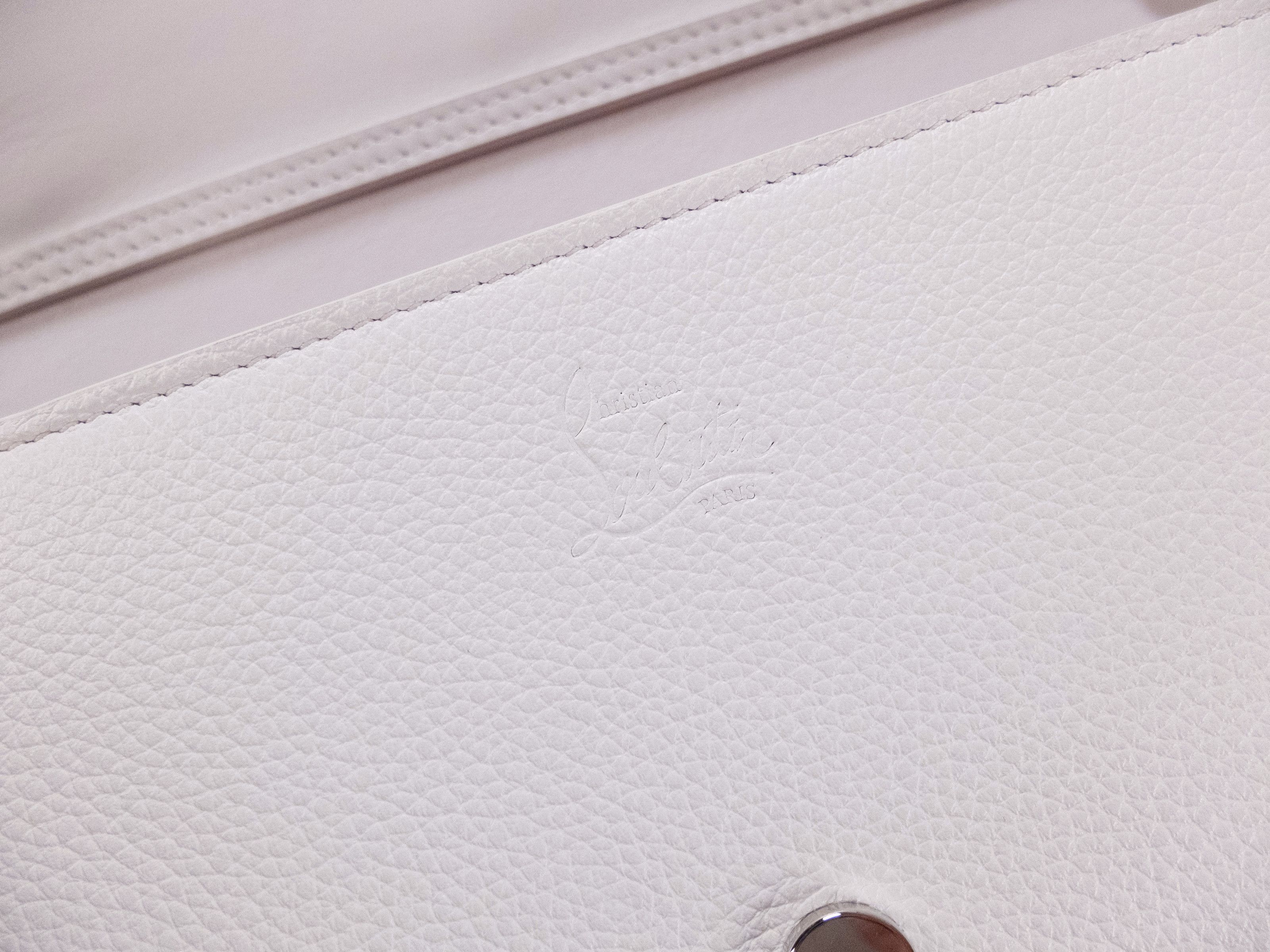 Christian Louboutin CHRISTIAN LOUBOUTIN Paloma white kaleidoscopic studs bag Size ONE SIZE - 14 Thumbnail