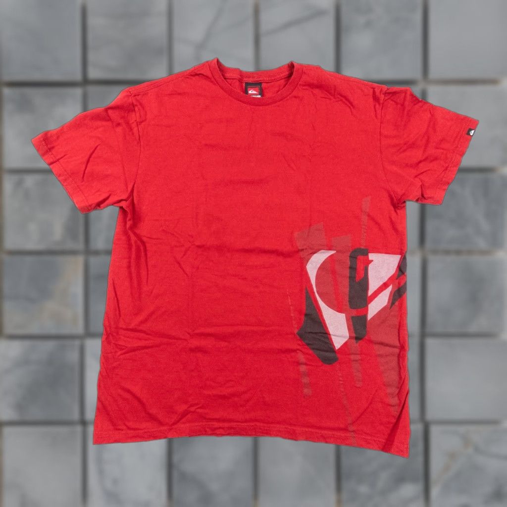 Quiksilver Quiksilver Shirt Adult Red Crewneck Surf Graphic Tee Mens Short Sleeve Casual XL Men’s T-Shirt Size US XL / EU 56 / 4 - 1 Thumbnail