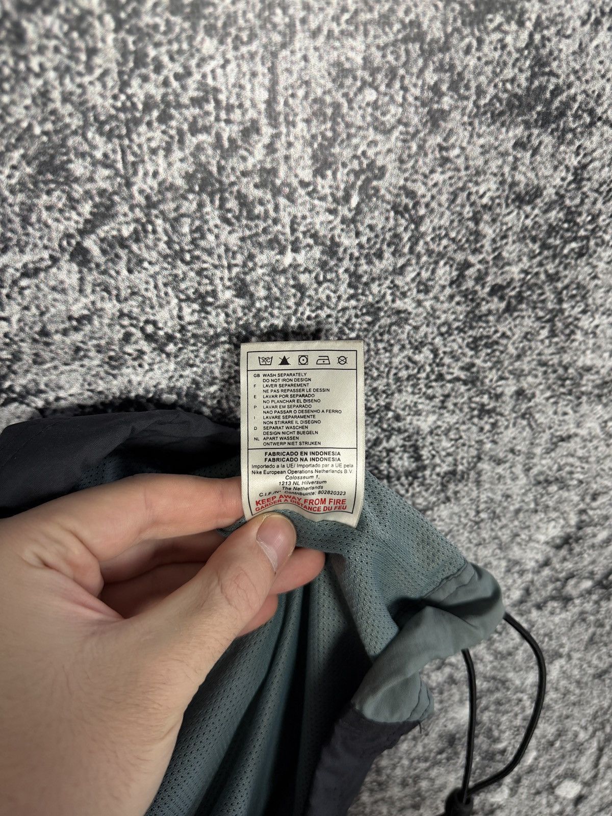 Nike Men’s Nike Vintage Nylon Jacket Anorak Windbreaker Size L Size US L / EU 52-54 / 3 - 14 Thumbnail