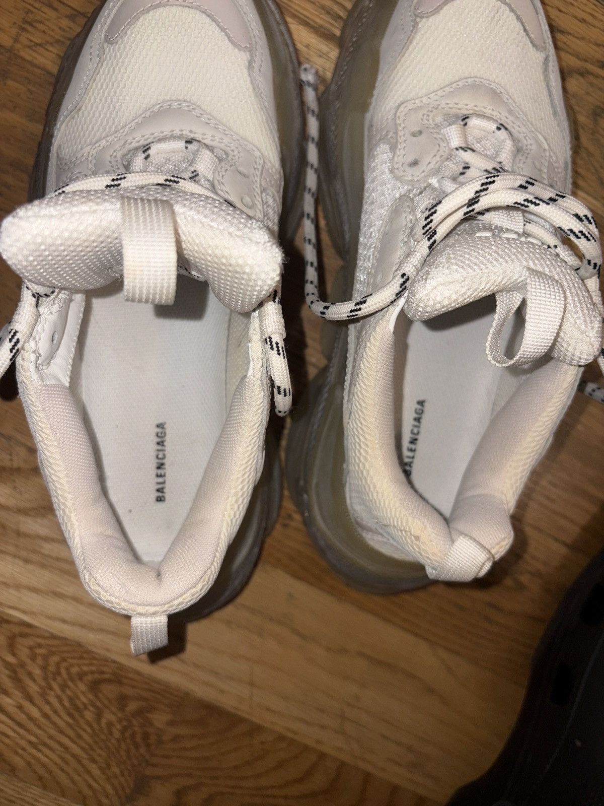 Balenciaga MEN'S TRIPLE S CLEAR SOLE SNEAKER IN WHITE Size US 7 / EU 40 - 7 Thumbnail
