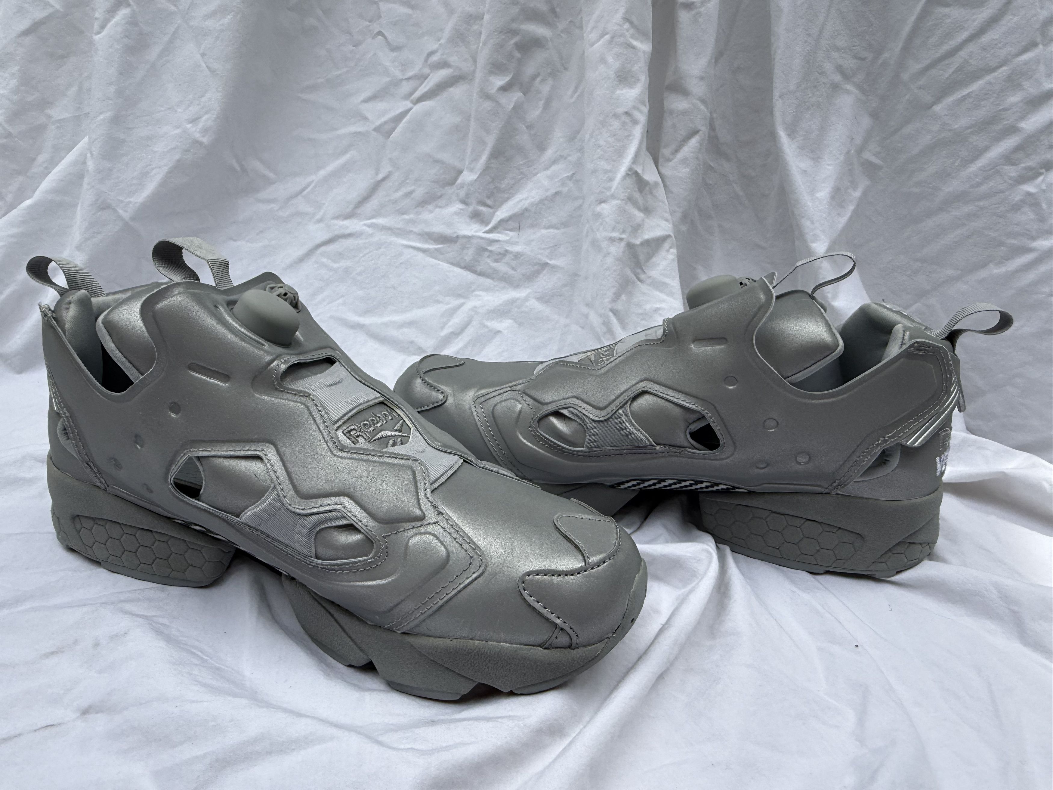 Reebok × Vetements Vetements x Reebok Reflective Instapump Fury (Unisex) Size US 9 / EU 42 - 4 Thumbnail