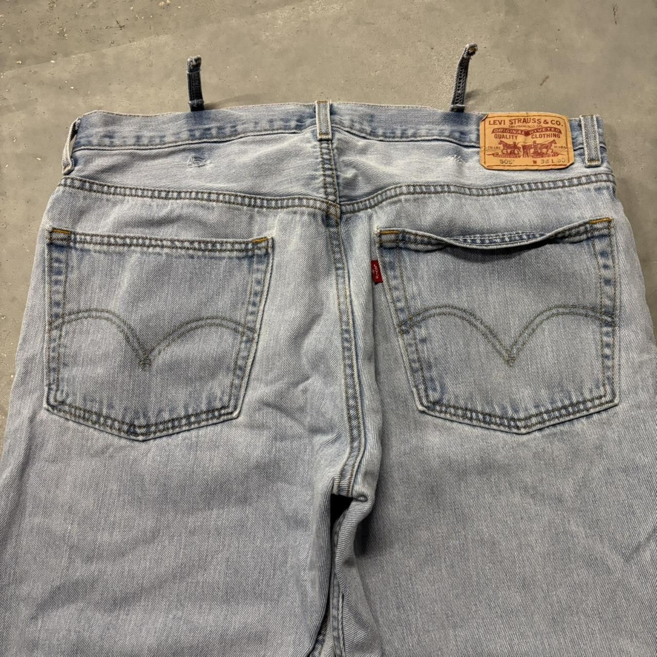 Levi's × Vintage Crazy Vintage Y2K/2000s Light Wash Essential Levis Denim Jeans! Size US 36 / EU 52 - 7 Thumbnail