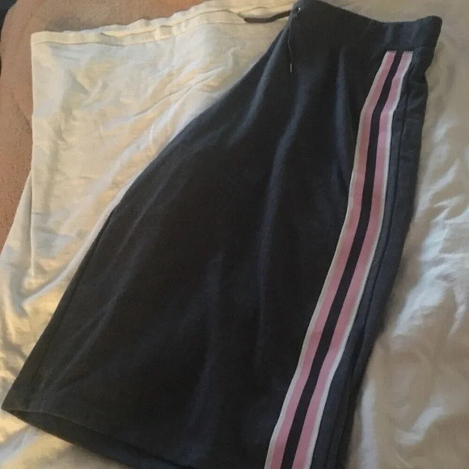 The Unbranded Brand CW Sport capri sweat pants, size 2X Size 42" / US 20 - 1 Thumbnail