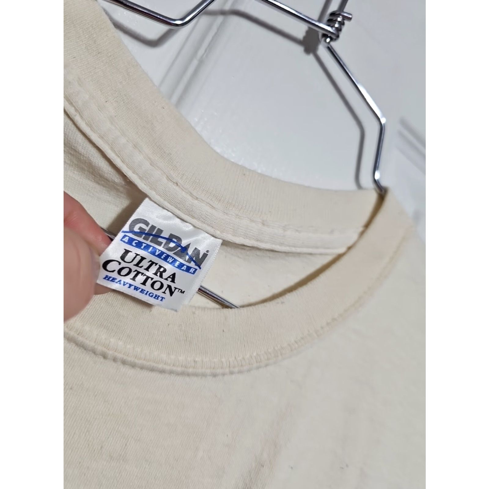 Gildan VINTAGE Sarah McLachlan Afterglow Tour 2004 T Shirt Mens XL Concert Logo Gildan White Cotton Jersey Short Sleeve Crew Neck Size US XL / EU 56 / 4 - 5 Thumbnail