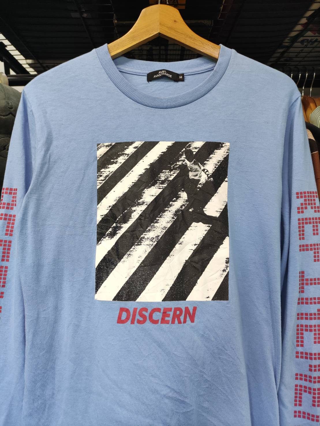 Japanese Brand Avail Avant Garde " DISCERN " Long Sleeve T-Shirts Size US M / EU 48-50 / 2 - 1 Thumbnail