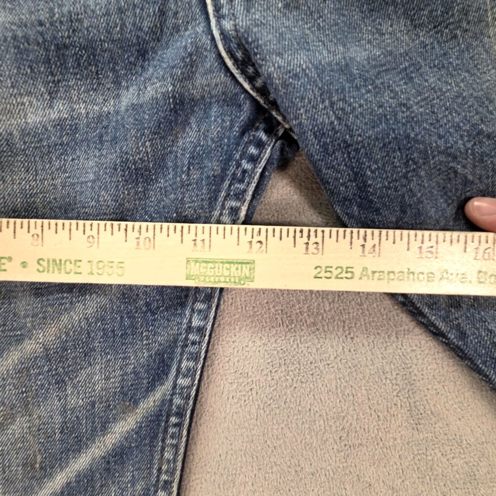 Banana Republic Banana Republic Jeans Mens Straight Denim Blue Medium Wash Distressed 33x31 W38a 33in Inseam 31in Waist 33in Button Fly Pockets Vintage No Size US 33 - 6 Thumbnail