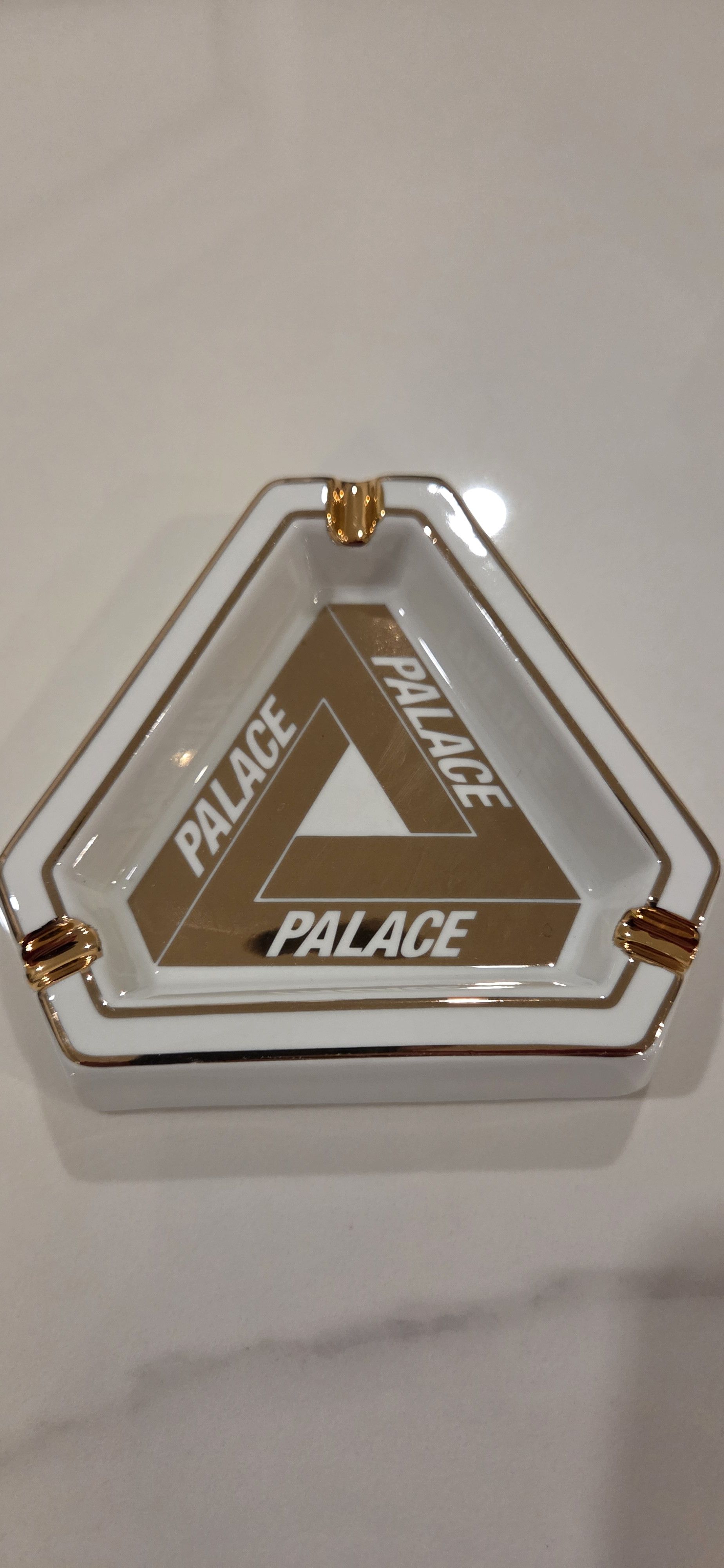 Palace Tri Ferg Ash Tray | Grailed