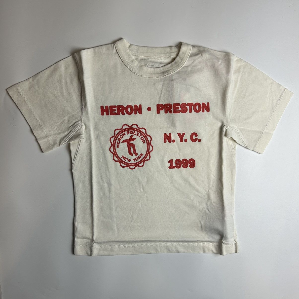 Heron Preston *NEW* Heron Preston Medieval Swans NYC T-shirt Womens Size L / US 10 / IT 46 - 1 Thumbnail