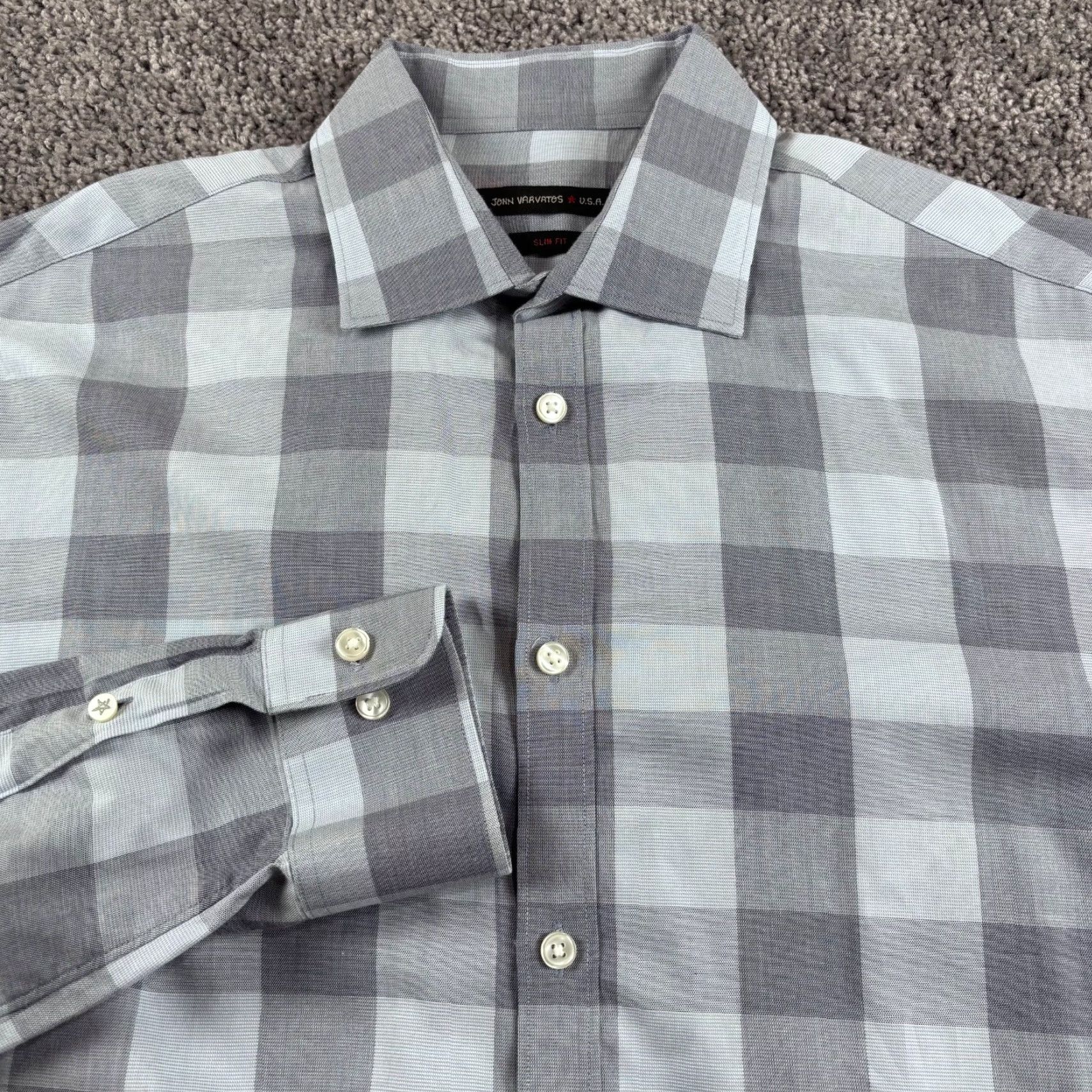 John Varvatos John Varvatos Dress Shirt Slim Fit Plaid Cotton Blue 15.5 32/33 Men Shirt Neck 15.5 in Slimming Cutaway Collar 100% Cotton Size 42R - 2 Thumbnail