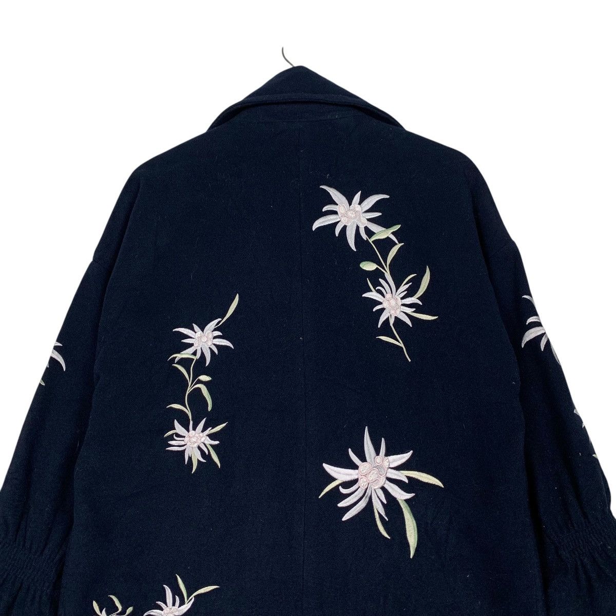 Japanese Brand CECIL McBEE Embroidery Flowers Double Breast Coat #2328-C104 Size M / US 6-8 / IT 42-44 - 8 Thumbnail