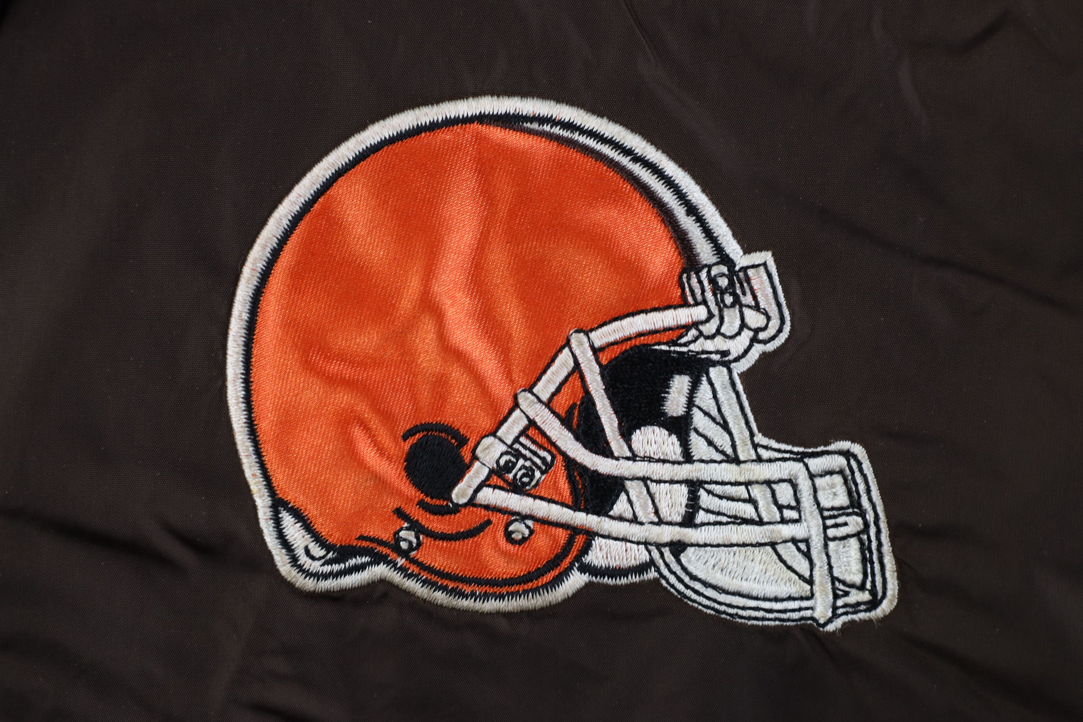 Vintage Vintage NFL Cleveland Browns Football Windbreaker Jacket Size US XL / EU 56 / 4 - 4 Thumbnail