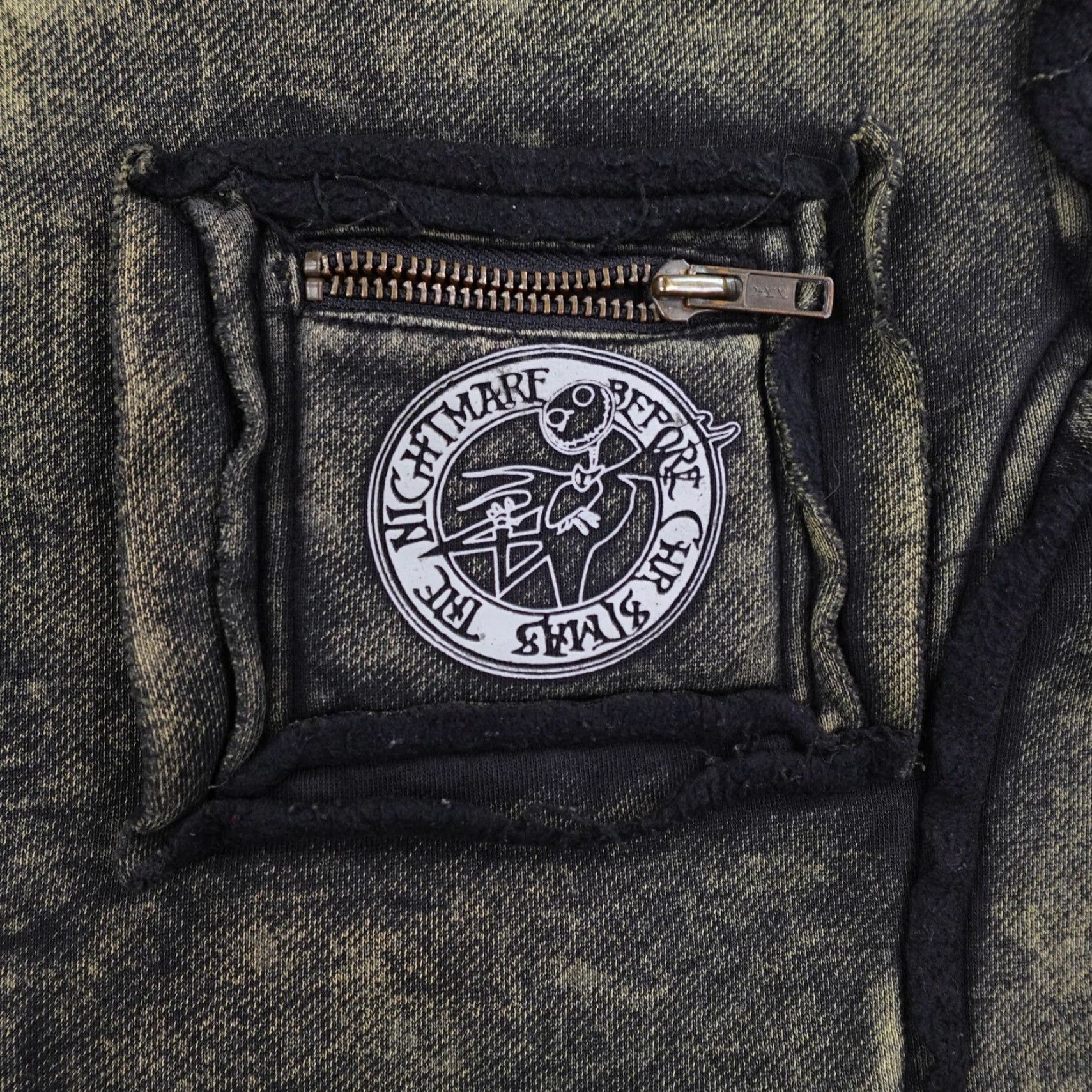 Disney VINTAGE Nightmare Before Christmas Jacket Men Bomber Zip Small Distressed Jack Skellington Green Knit Cotton Blend M Adults Mens Size US M / EU 48-50 / 2 - 3 Thumbnail