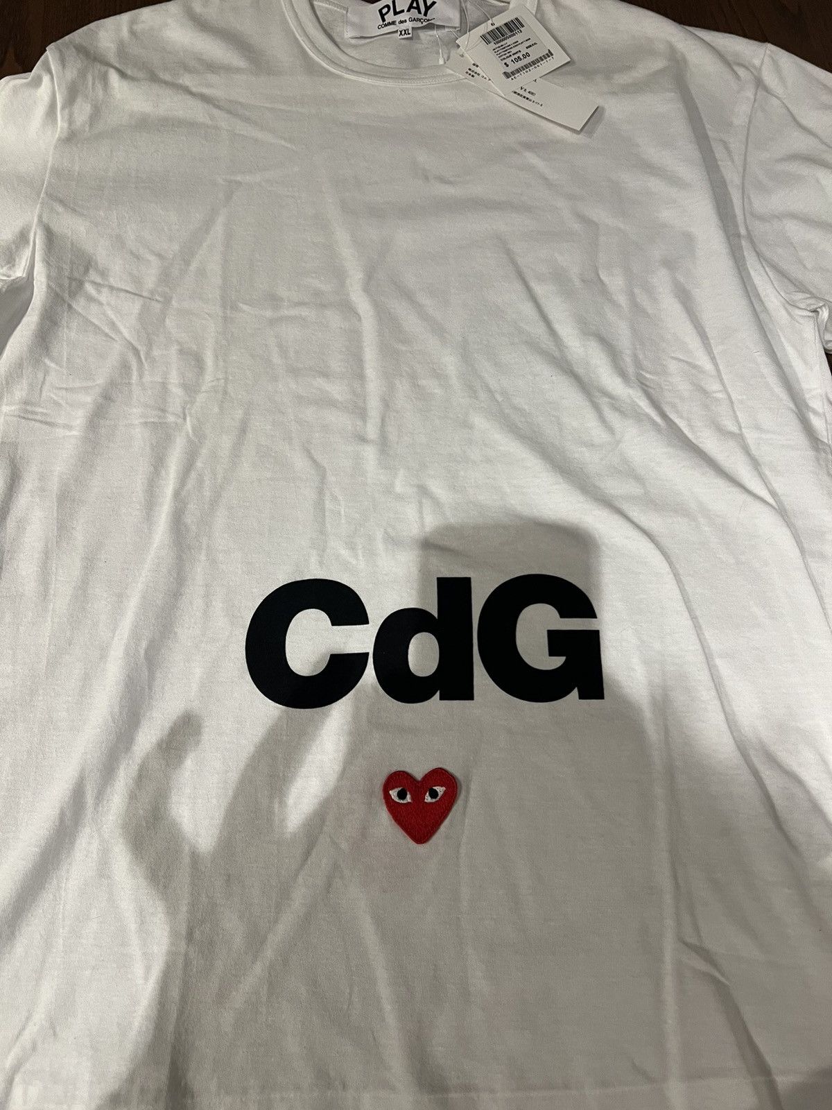 Comme des Garcons × Comme des Garcons PLAY Japan Exclusive CDG Multi Logo Branded Tee in White Size US XXL / EU 58 / 5 - 1 Thumbnail
