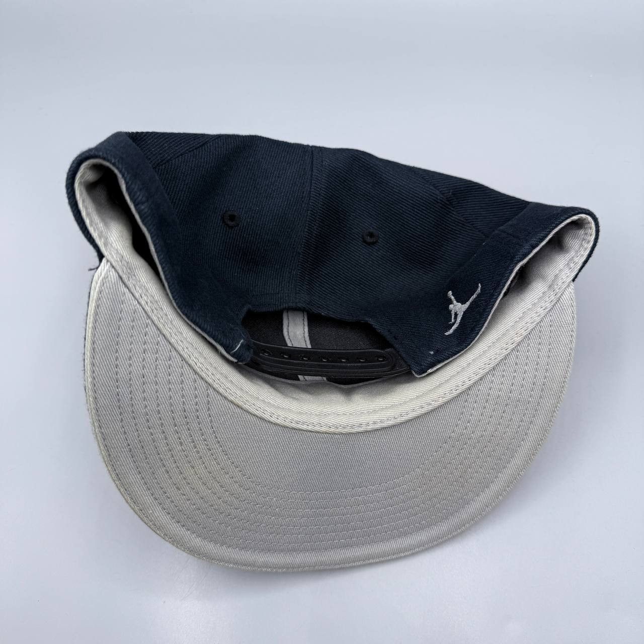 Jordan Brand Air Jordan Hat Men Navy Cement Elephant Snap Back Cap Size ONE SIZE - 7 Thumbnail