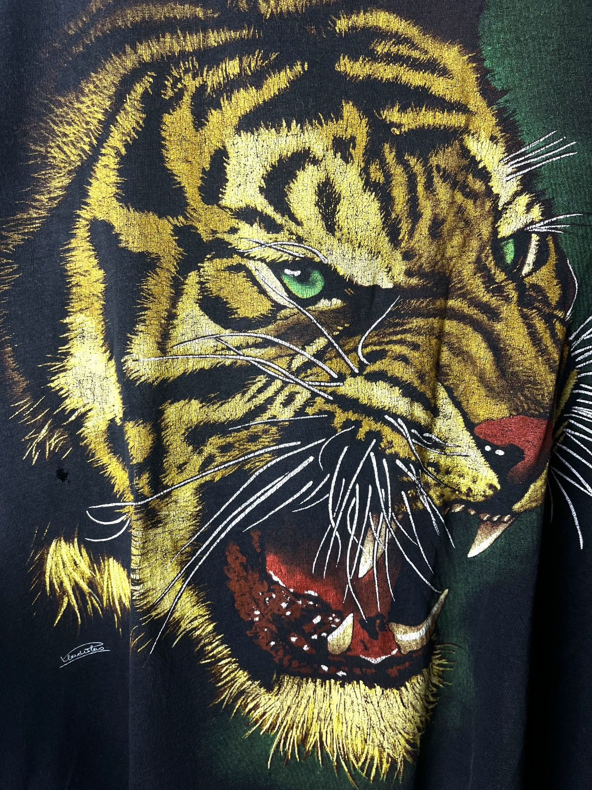 Vintage 1990’s Vintage Big Cat Tiger Graphic T Shirt Faded Black Size US XL / EU 56 / 4 - 2 Thumbnail