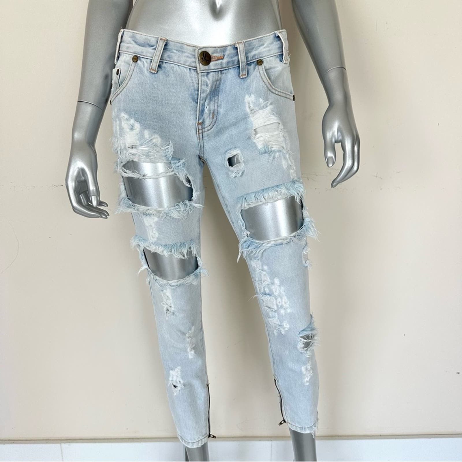 ONE Teaspoon women jeans size 25 US