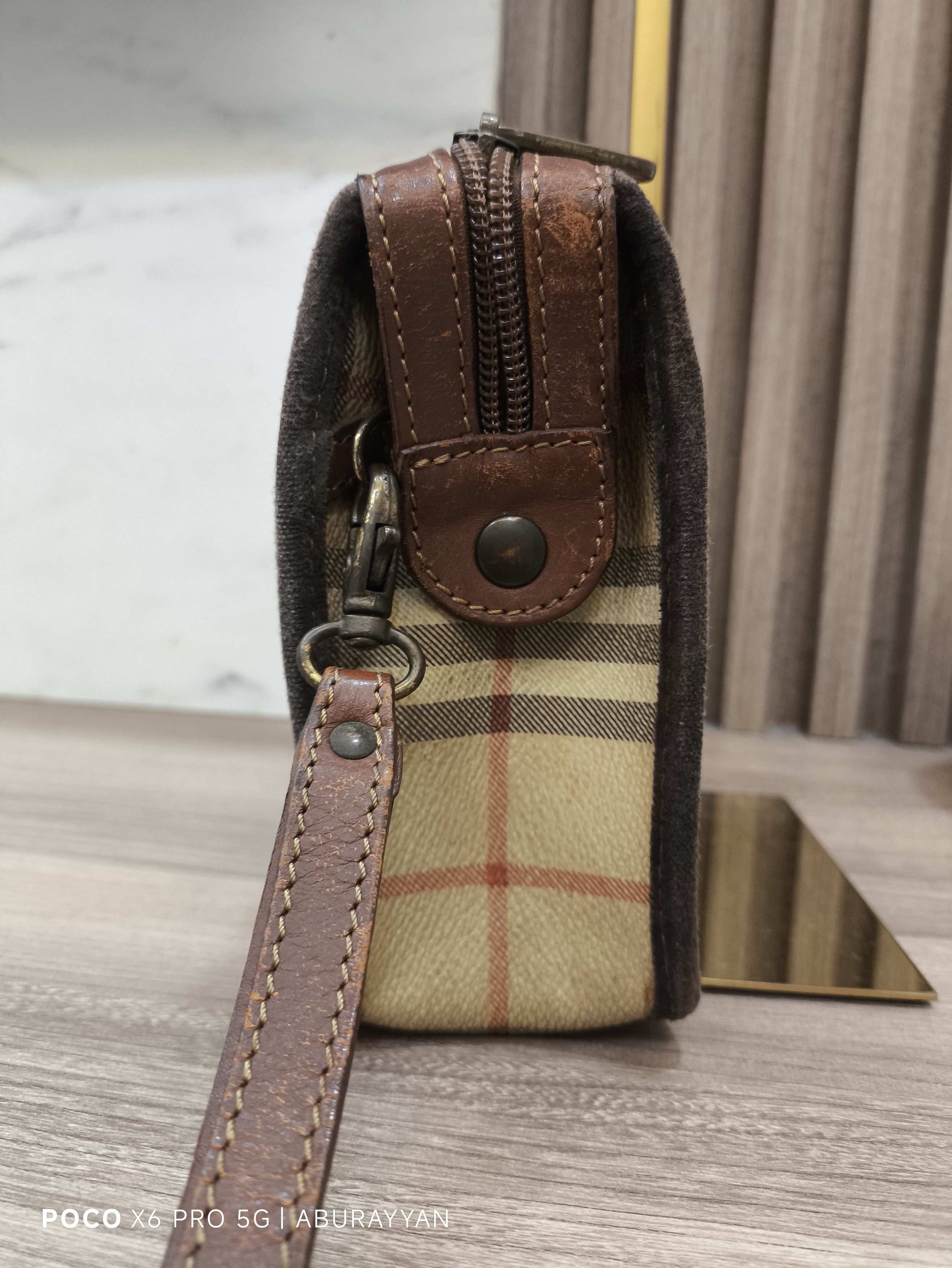 Burberry Burberrys Nova Clutch Brown Canvas Bag Size ONE SIZE - 3 Thumbnail