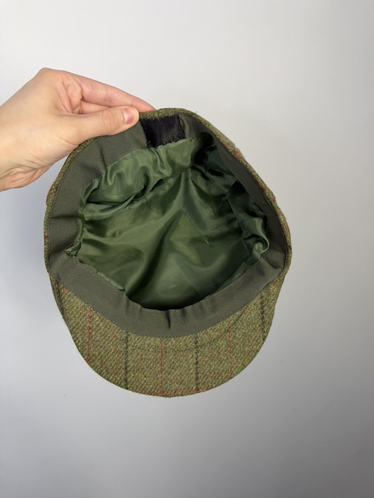 Harris Tweed Beautiful Harris Tweed Vintage 90's Wool Cap Size ONE SIZE - 4 Thumbnail