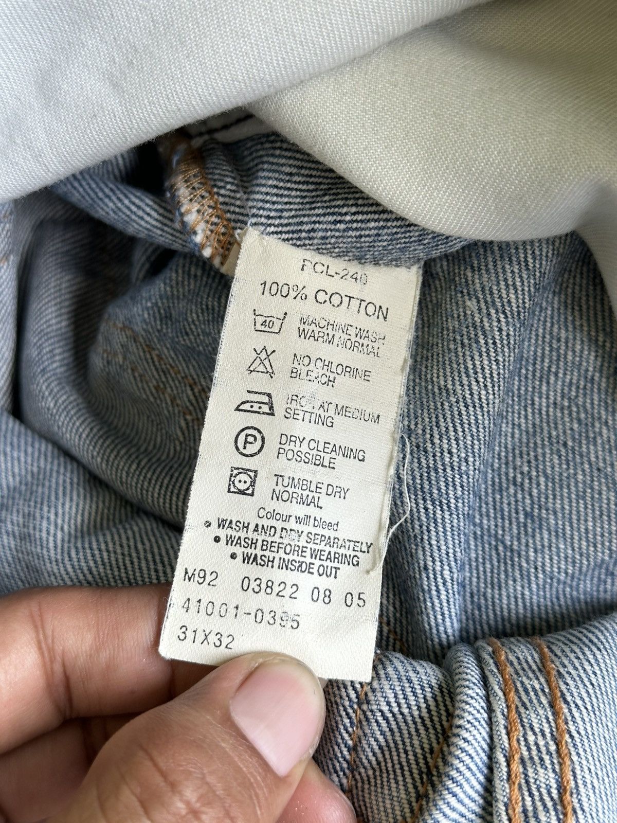 Levi's Distress Levis Light Washed . Size US 30 / EU 46 - 10 Thumbnail