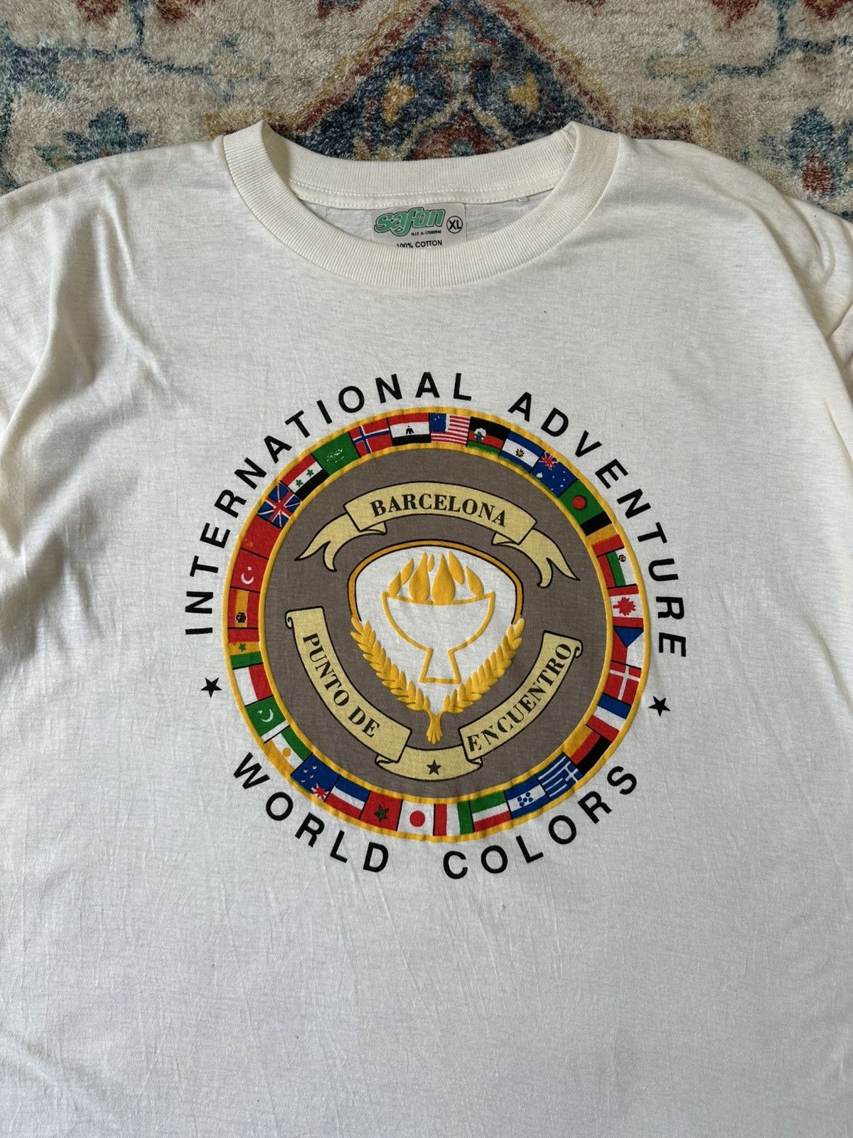 Vintage Vintage International Adventure Flags T-shirt Size XL Size US XL / EU 56 / 4 - 4 Thumbnail