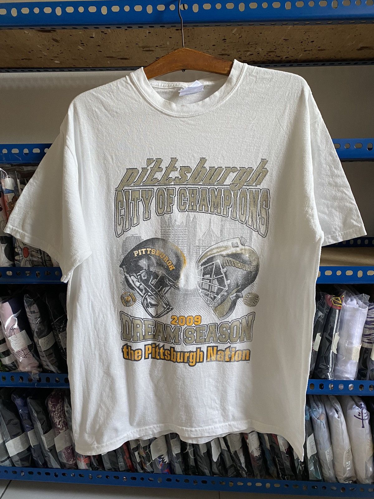 Hanes VINTAGE PITTSBURGH CITY OF CHAMPIONS 2009 Size US M / EU 48-50 / 2 - 1 Thumbnail