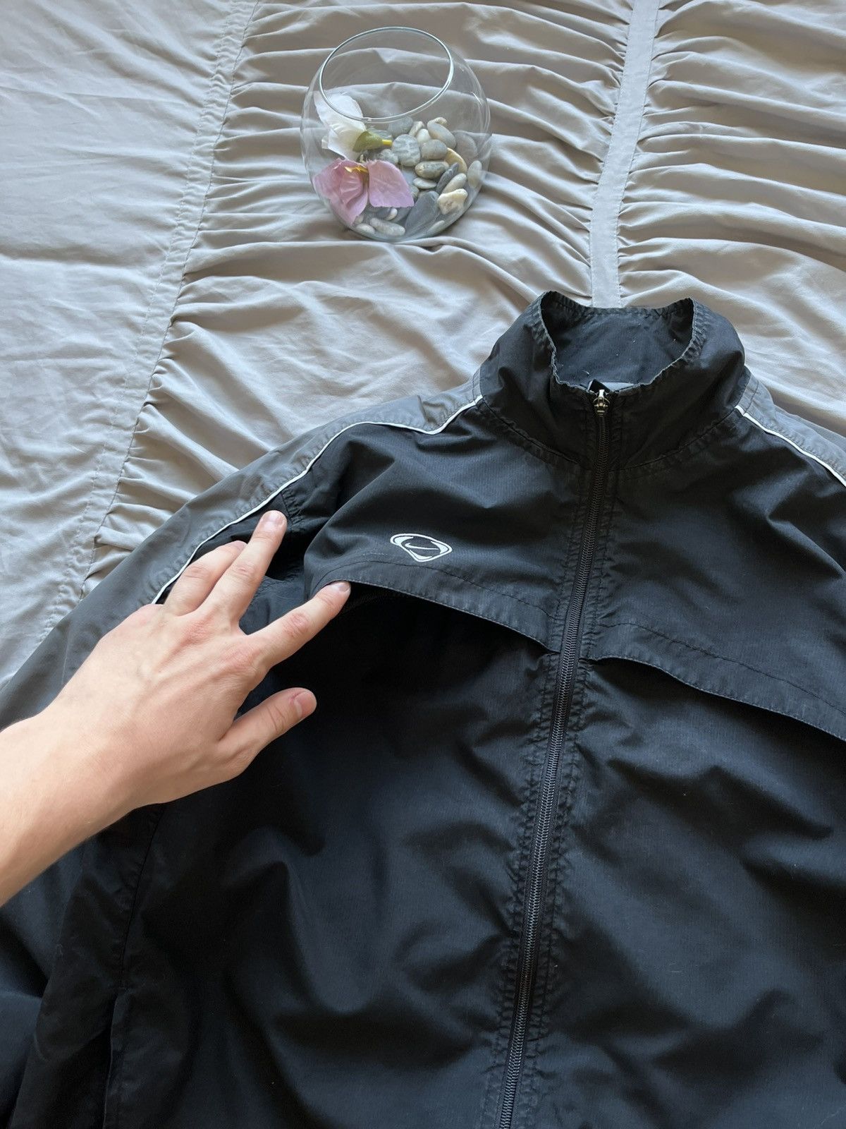 Nike Nike Vintage Windbreaker Jacket Y2K Tech Fit Japanese Brand Size US XL / EU 56 / 4 - 7 Thumbnail