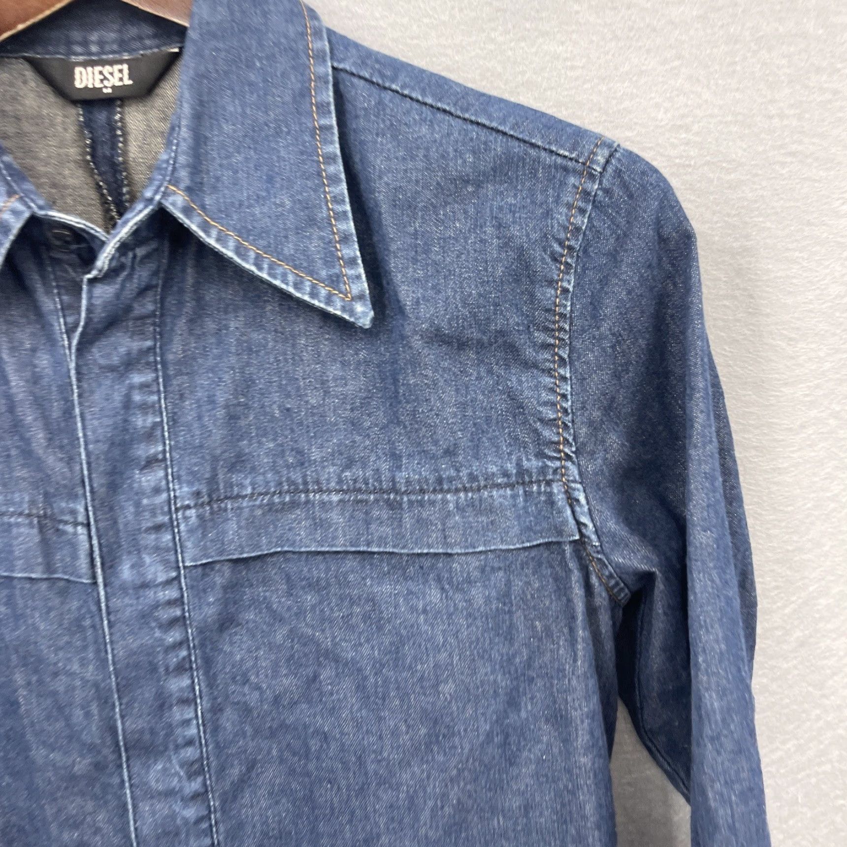 Diesel Diesel Shirt Womens Small 3/4 Sleeve Snap Denim Slim Fit y2k Quiet READ Size S / US 4 / IT 40 - 5 Thumbnail