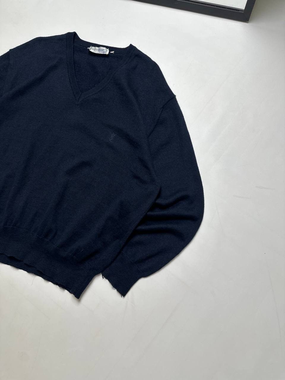Yves Saint Laurent 1990 era Yves Saint Laurent Wool Oldmoney Luxury Sweater Size M / US 6-8 / IT 42-44 - 4 Thumbnail