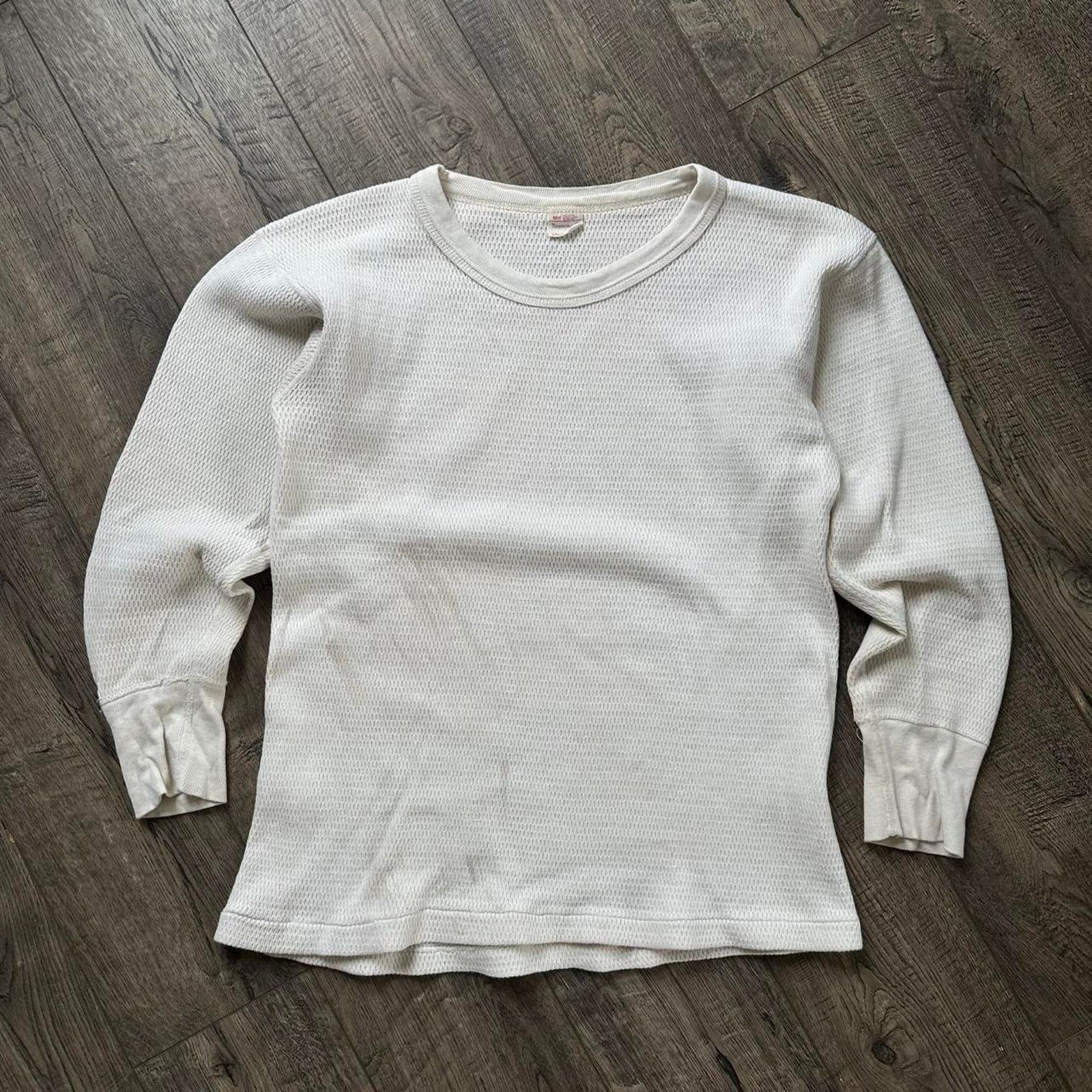 Vintage Vintage 70s Thrashed Basic White Cream Thermal Longsleeve Size US L / EU 52-54 / 3 - 1 Thumbnail