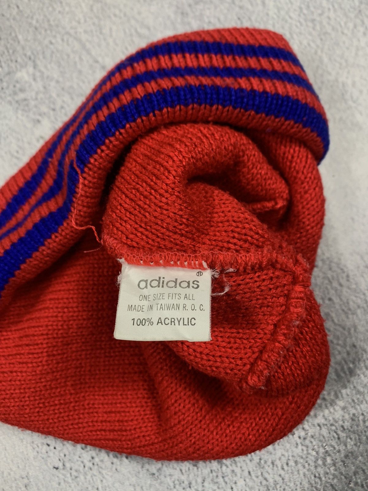 Adidas Vintage Y2K Bayern Munich striped streetwear soccer beanie Size ONE SIZE - 3 Thumbnail
