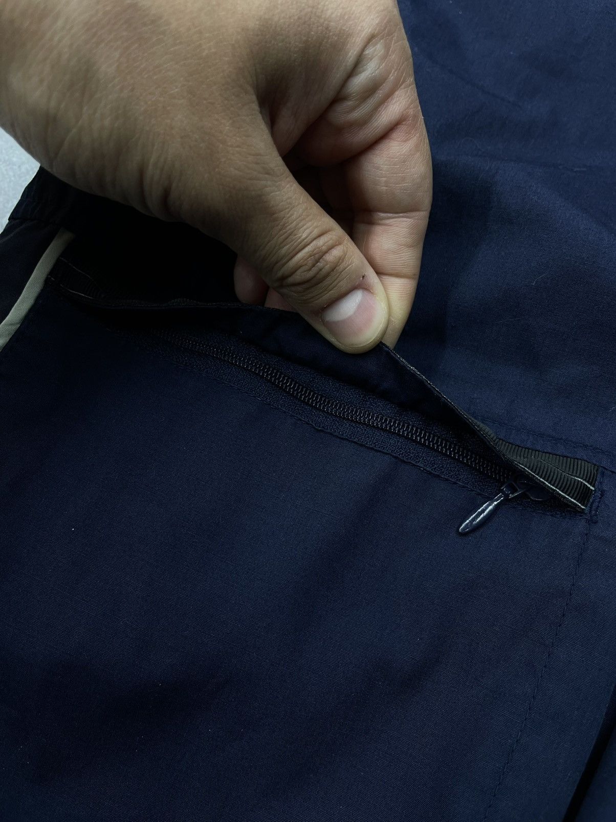 Nike Vintage Nike Nylon Sweatpants Navy Double Logo Y2K ACG TECH Size US 36 / EU 52 - 10 Thumbnail