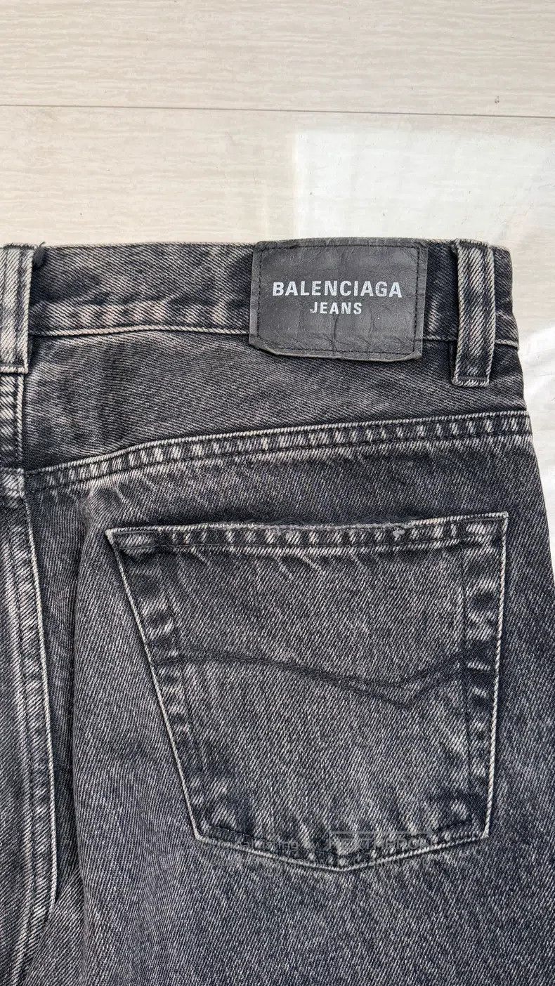 Balenciaga Balenciaga size XS Lost Video Tape Jeans Size US 27 - 5 Thumbnail