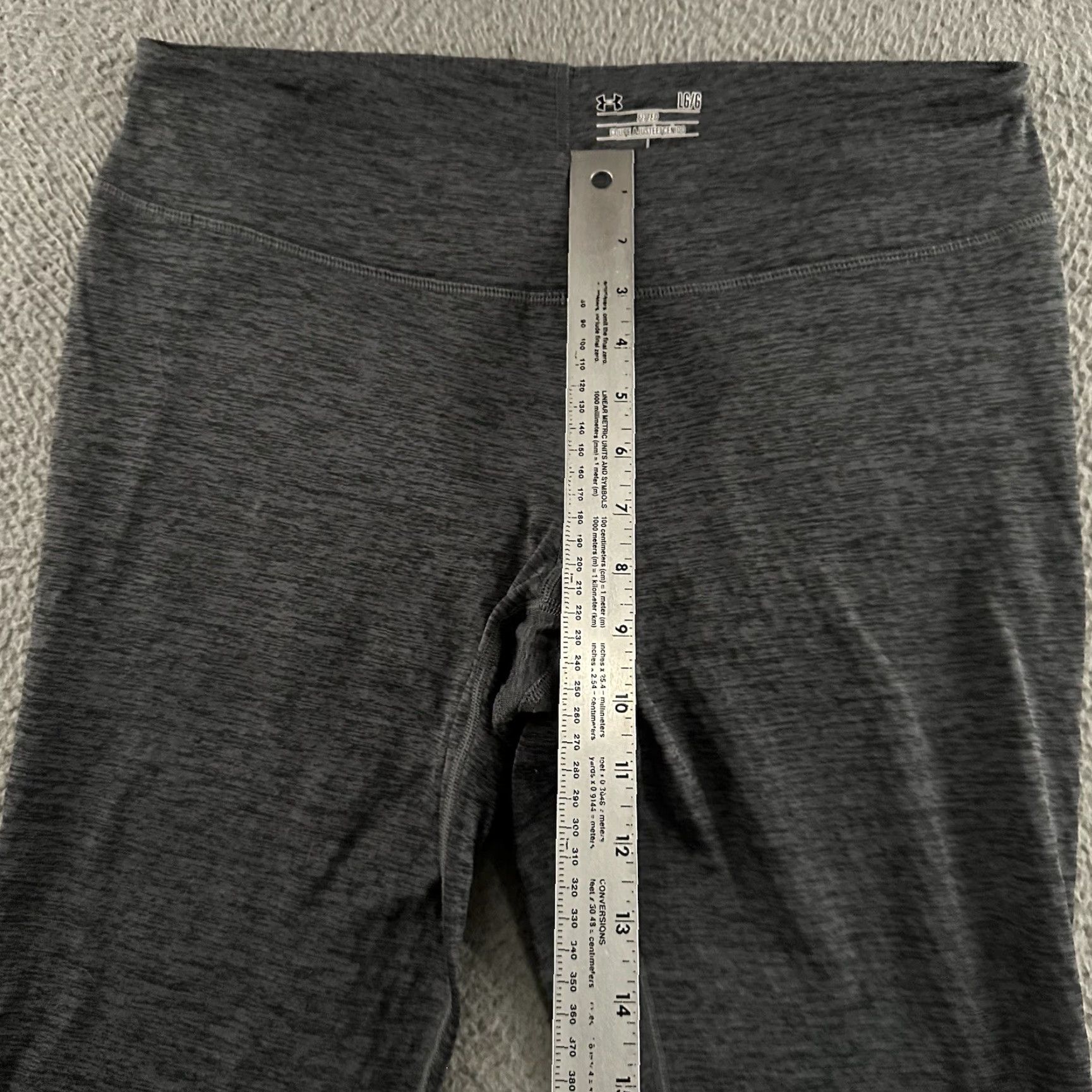 Under Armour Under Armour Womens Leggings Gray Size Large Base 2.0 Heatgear Polyester Blend Compression Stretch Ankle Mid Rise 8.5-10.5 in 32 in Waist 28 in Inseam Size 36" / US 14 / IT 50 - 6 Thumbnail